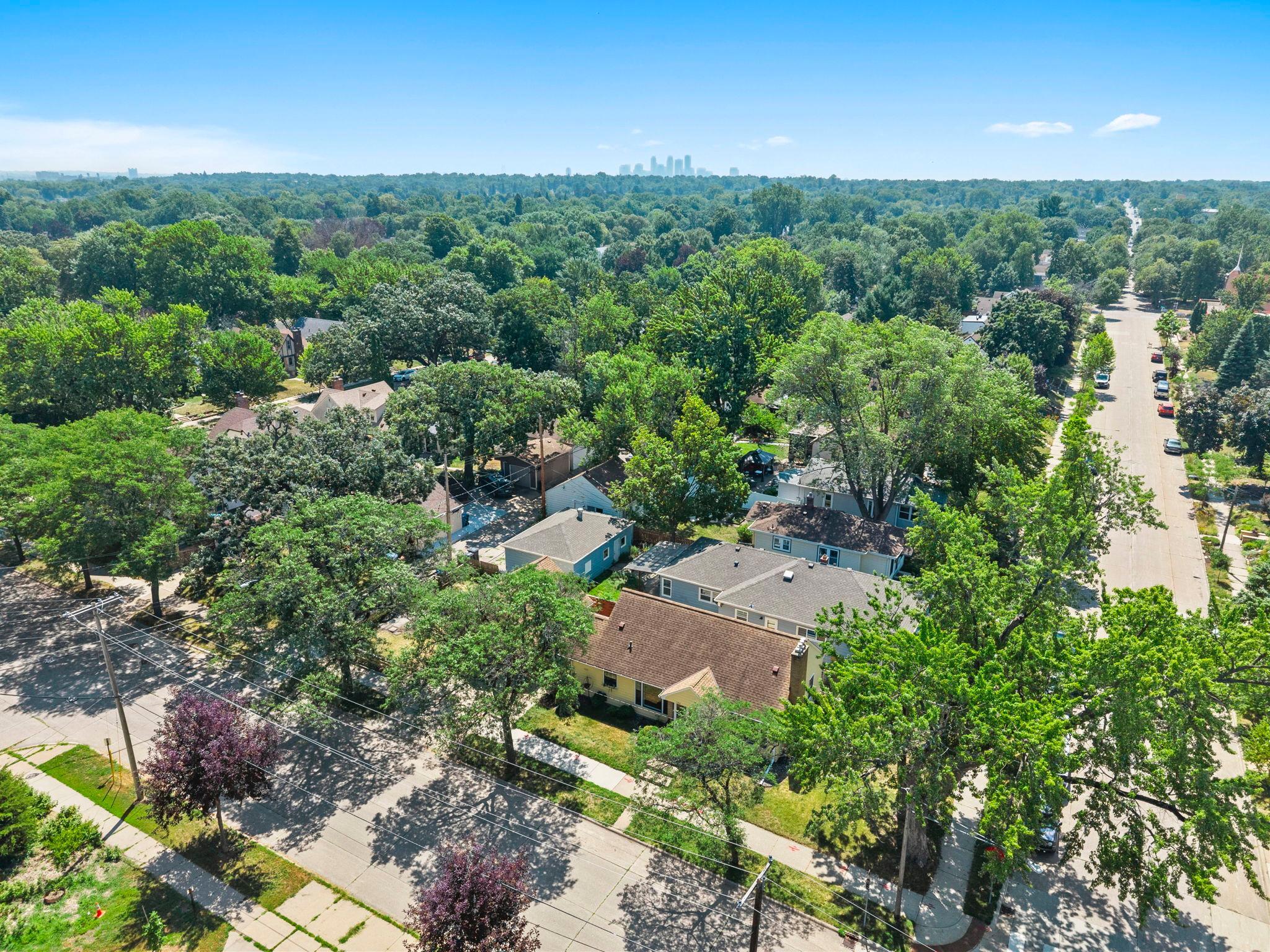 View of Residential at 4366 Thomas Avenue, Minneapolis MN 55412, Minneapolis (81 of 88) - Mike Wilen | Minnesota Team Real Estate