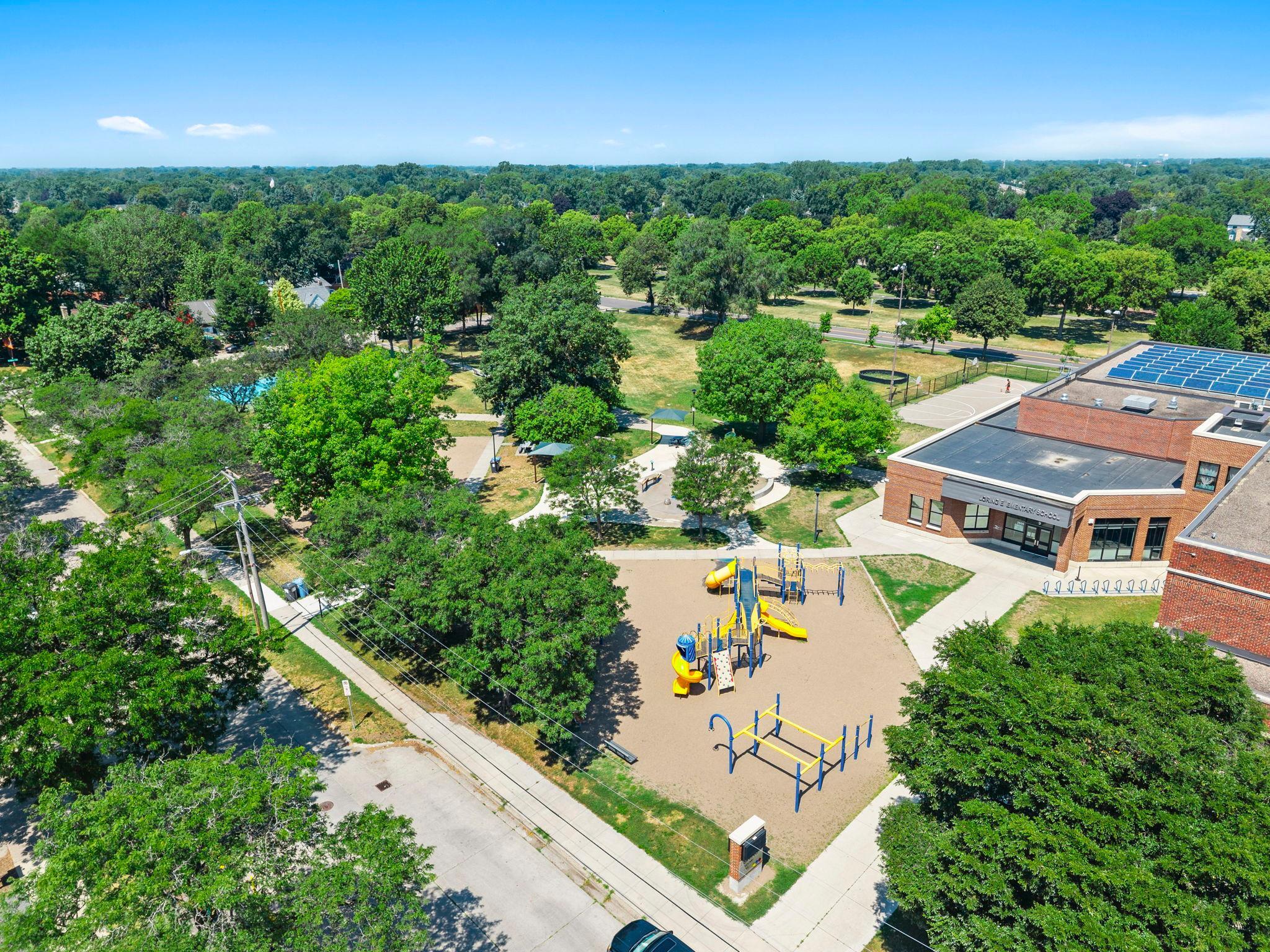 View of Residential at 4366 Thomas Avenue, Minneapolis MN 55412, Minneapolis (79 of 88) - Mike Wilen | Minnesota Team Real Estate