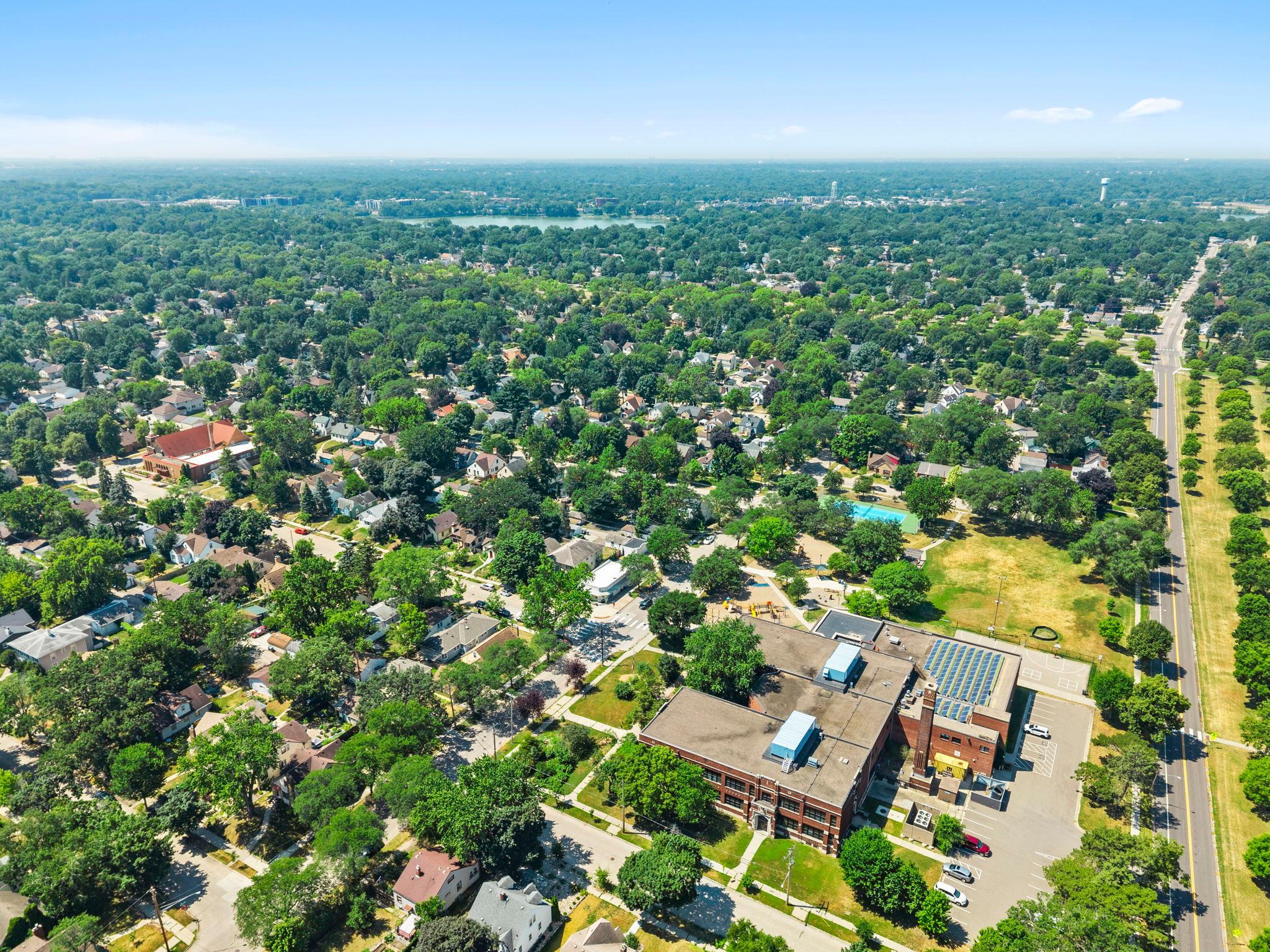 View of Residential at 4366 Thomas Avenue, Minneapolis MN 55412, Minneapolis (71 of 88) - Mike Wilen | Minnesota Team Real Estate