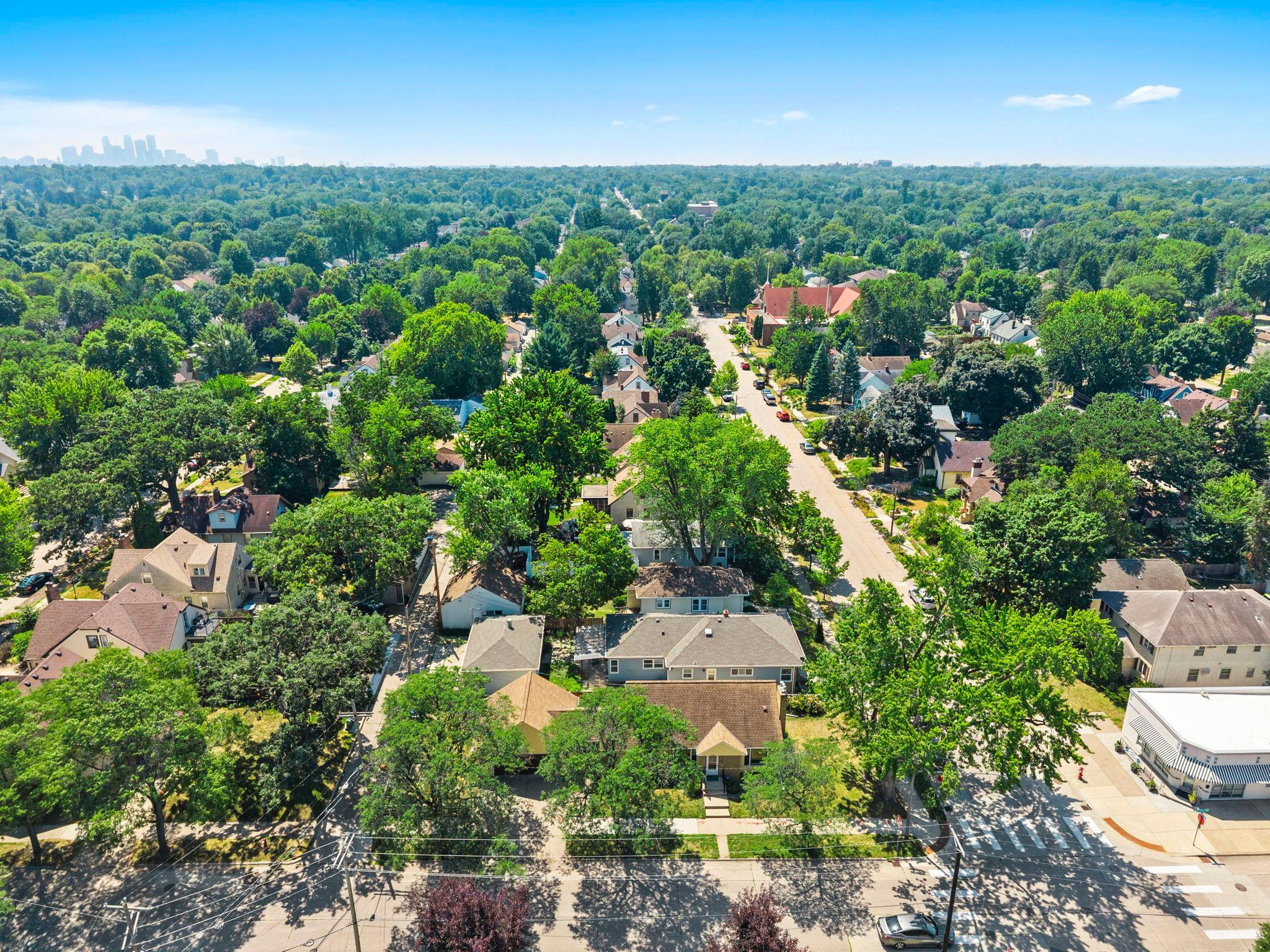 View of Residential at 4366 Thomas Avenue, Minneapolis MN 55412, Minneapolis (70 of 88) - Mike Wilen | Minnesota Team Real Estate