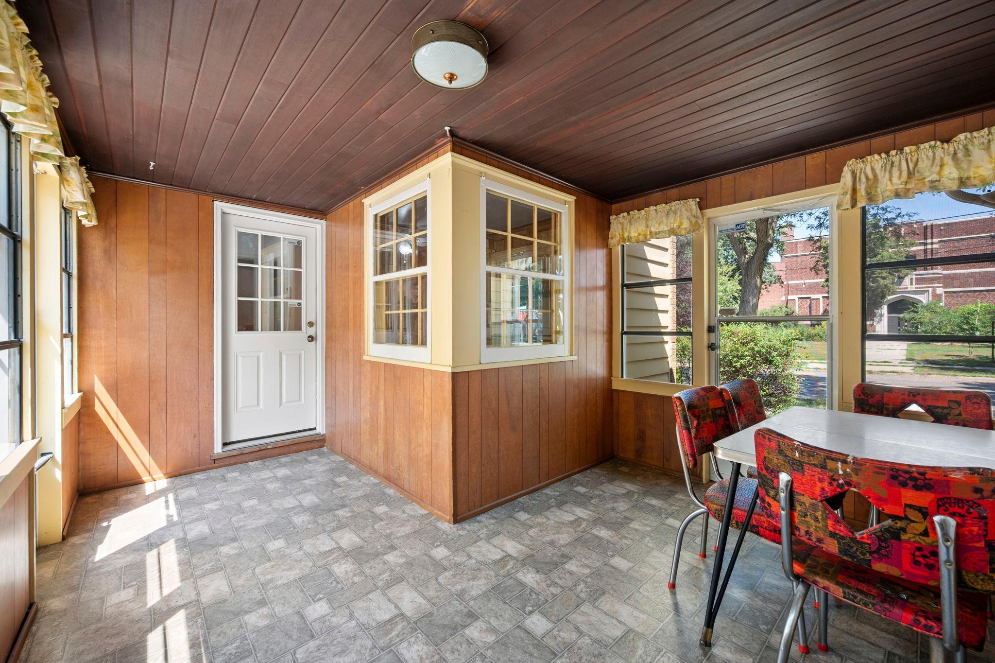 View of Residential at 4366 Thomas Avenue, Minneapolis MN 55412, Minneapolis (37 of 88) - Mike Wilen | Minnesota Team Real Estate