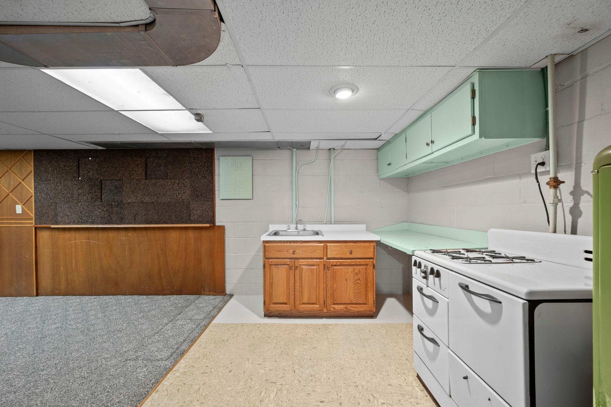 View of Residential at 4366 Thomas Avenue, Minneapolis MN 55412, Minneapolis (44 of 88) - Mike Wilen | Minnesota Team Real Estate