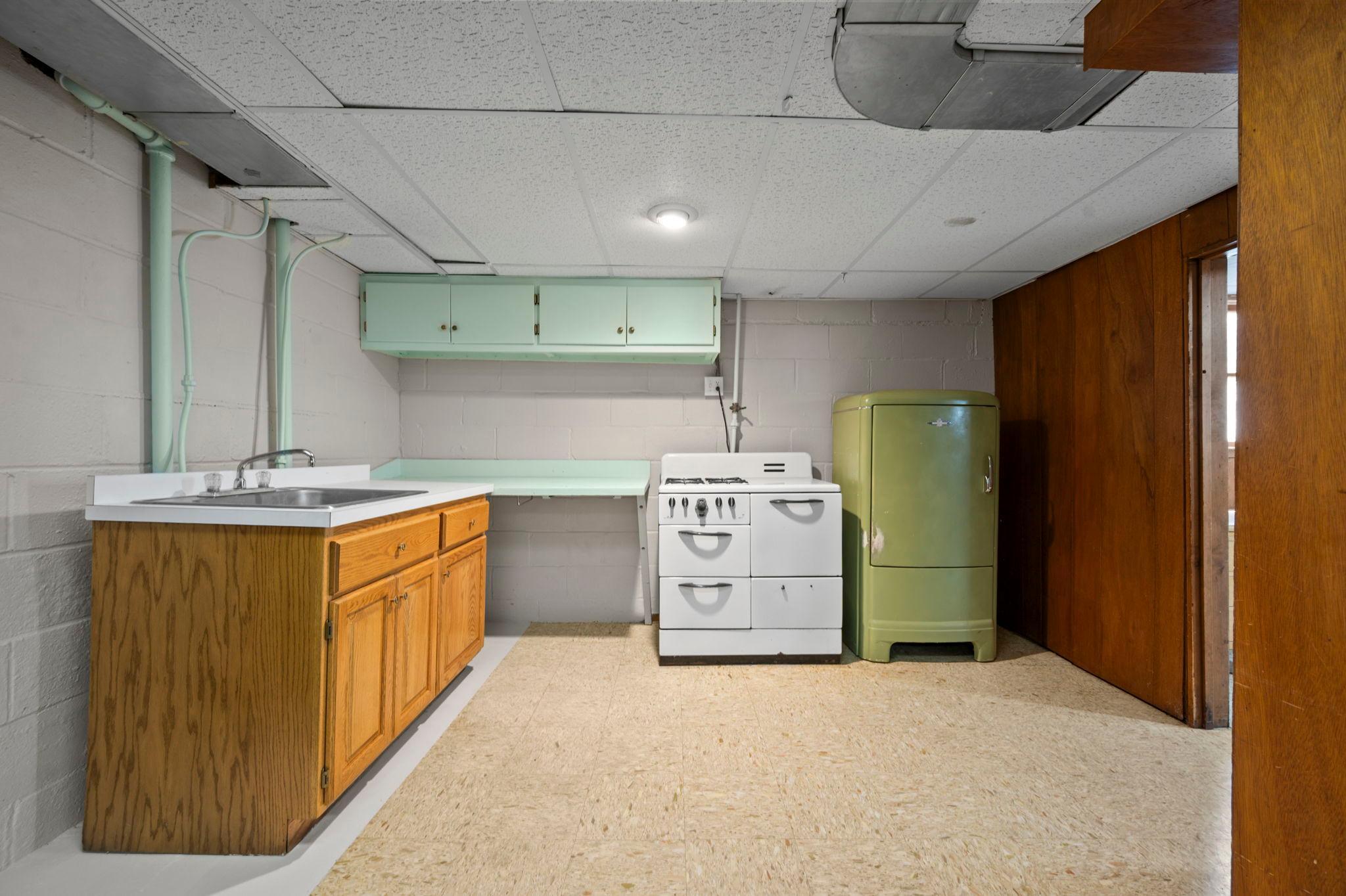 View of Residential at 4366 Thomas Avenue, Minneapolis MN 55412, Minneapolis (43 of 88) - Mike Wilen | Minnesota Team Real Estate