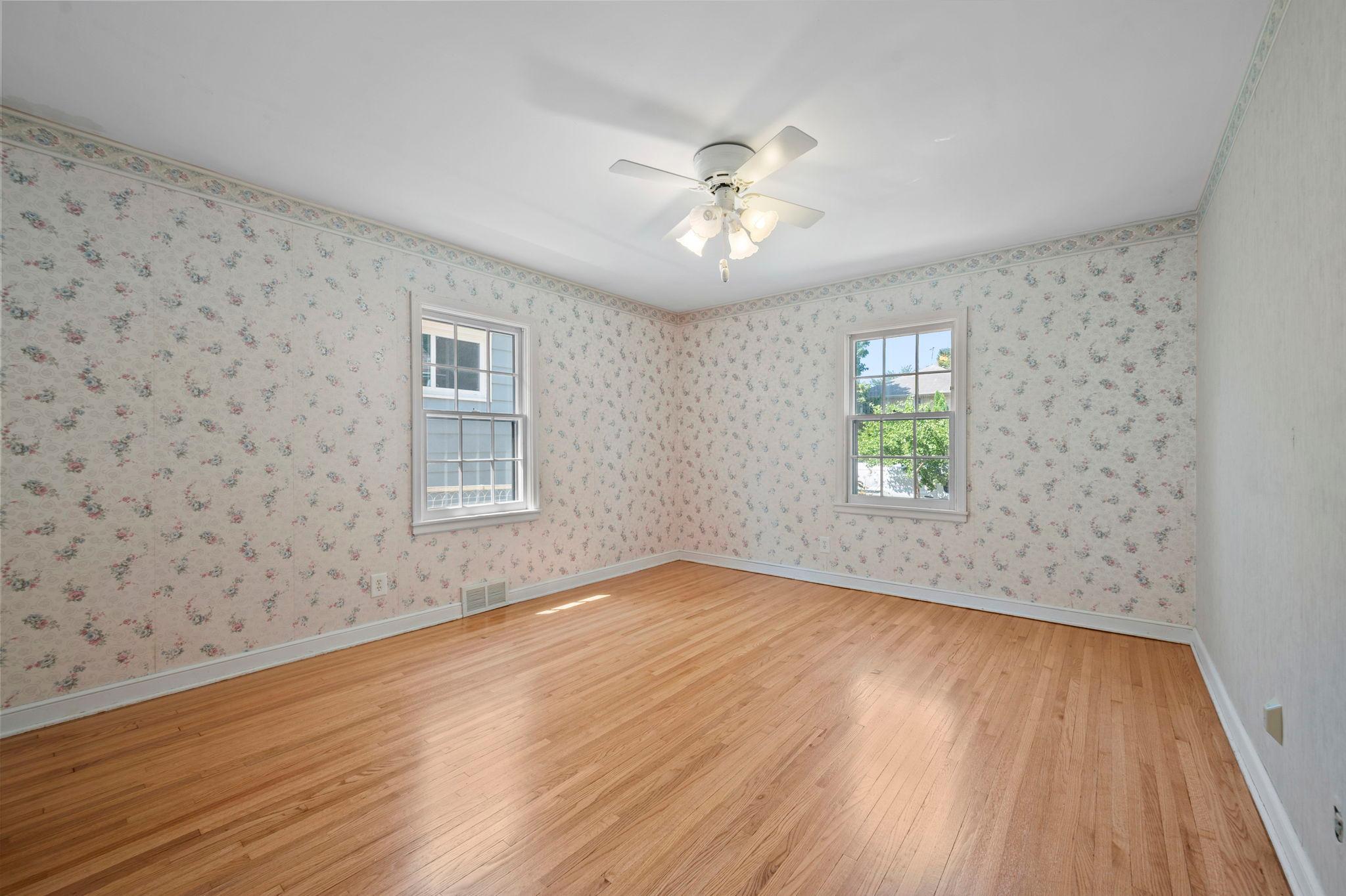 View of Residential at 4366 Thomas Avenue, Minneapolis MN 55412, Minneapolis (18 of 88) - Mike Wilen | Minnesota Team Real Estate