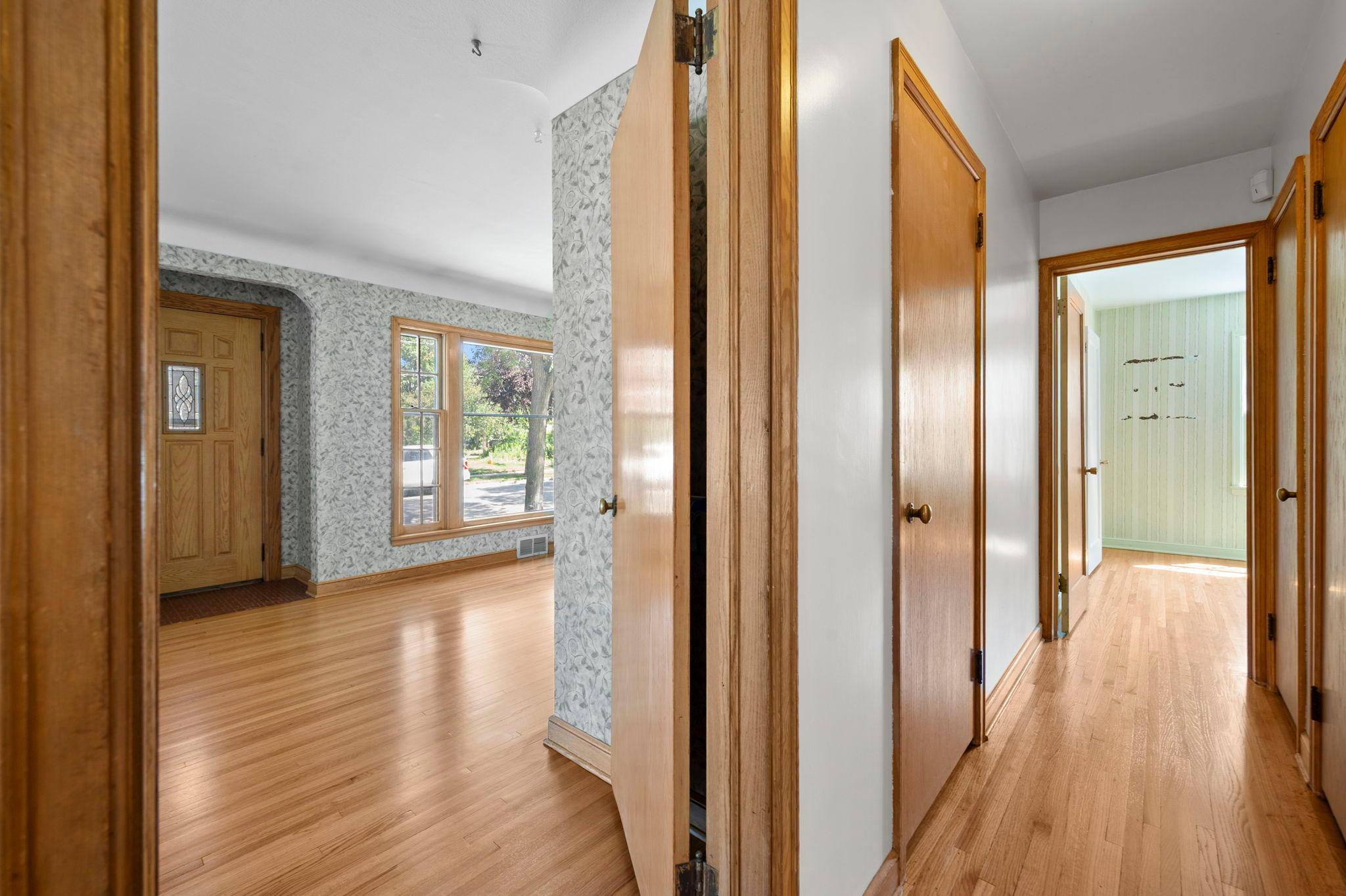 View of Residential at 4366 Thomas Avenue, Minneapolis MN 55412, Minneapolis (24 of 88) - Mike Wilen | Minnesota Team Real Estate
