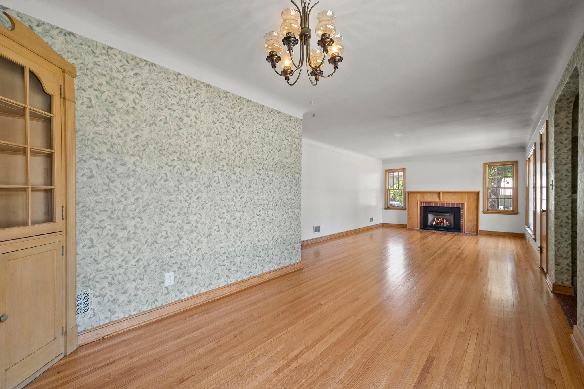 View of Residential at 4366 Thomas Avenue, Minneapolis MN 55412, Minneapolis (12 of 88) - Mike Wilen | Minnesota Team Real Estate
