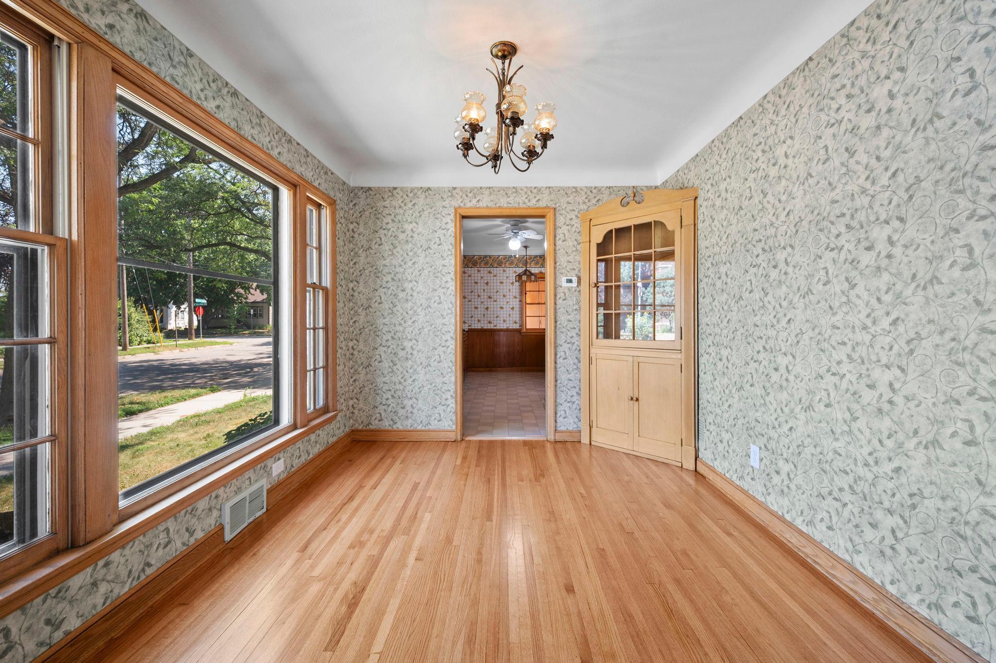 View of Residential at 4366 Thomas Avenue, Minneapolis MN 55412, Minneapolis (11 of 88) - Mike Wilen | Minnesota Team Real Estate