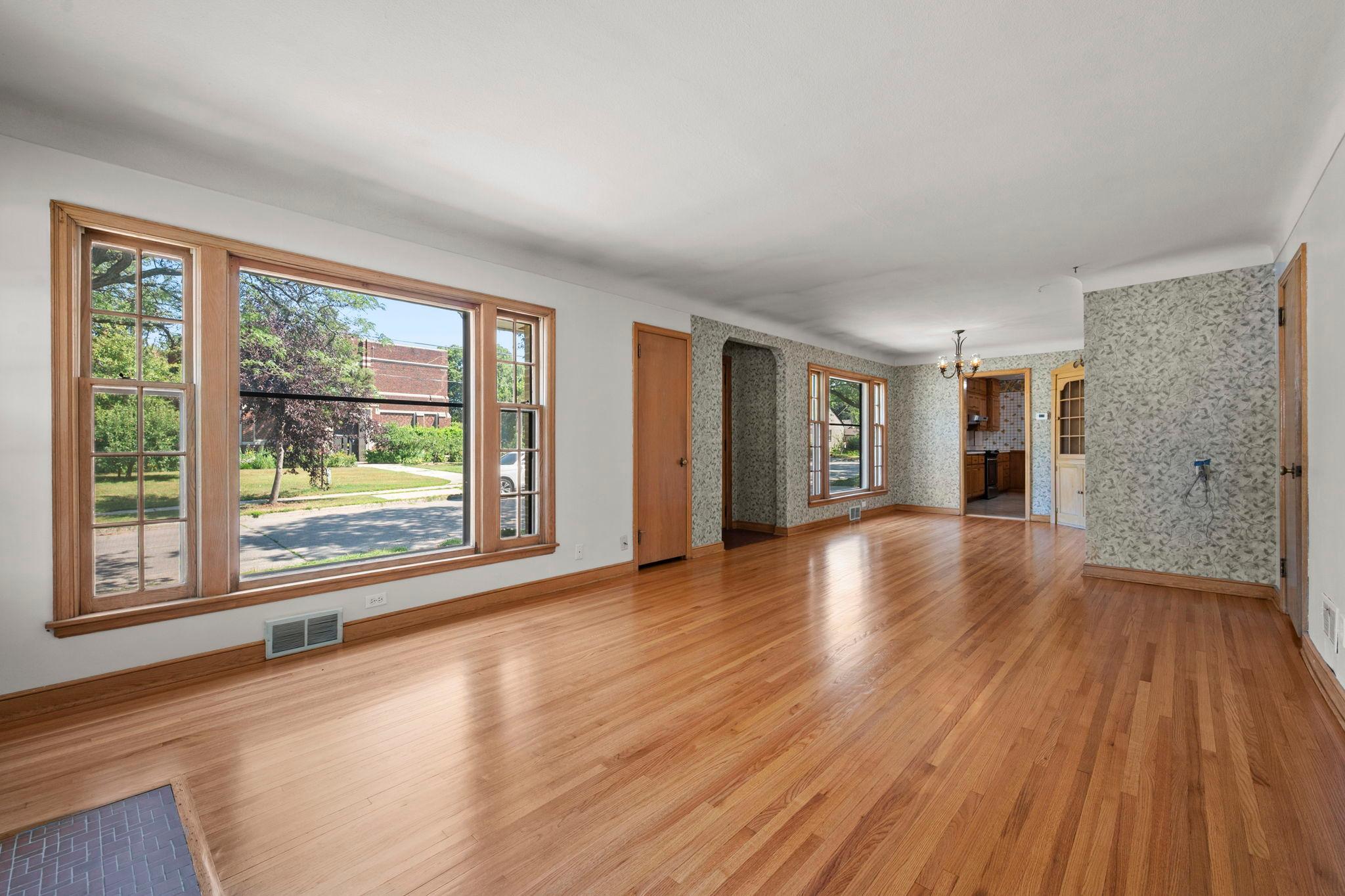 View of Residential at 4366 Thomas Avenue, Minneapolis MN 55412, Minneapolis (9 of 88) - Mike Wilen | Minnesota Team Real Estate