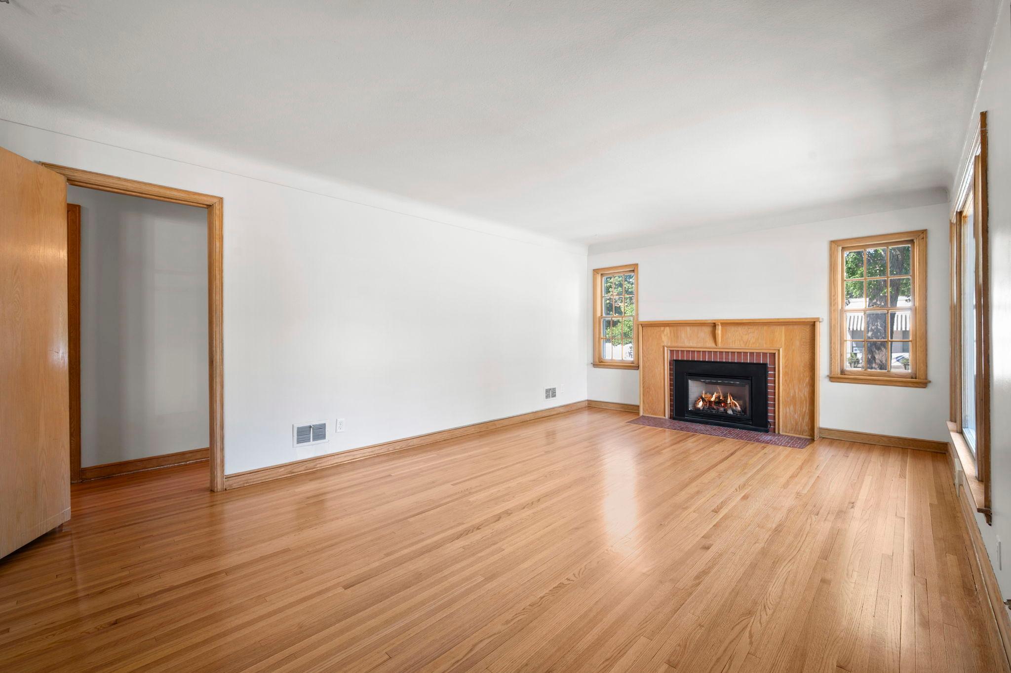 View of Residential at 4366 Thomas Avenue, Minneapolis MN 55412, Minneapolis (3 of 88) - Mike Wilen | Minnesota Team Real Estate