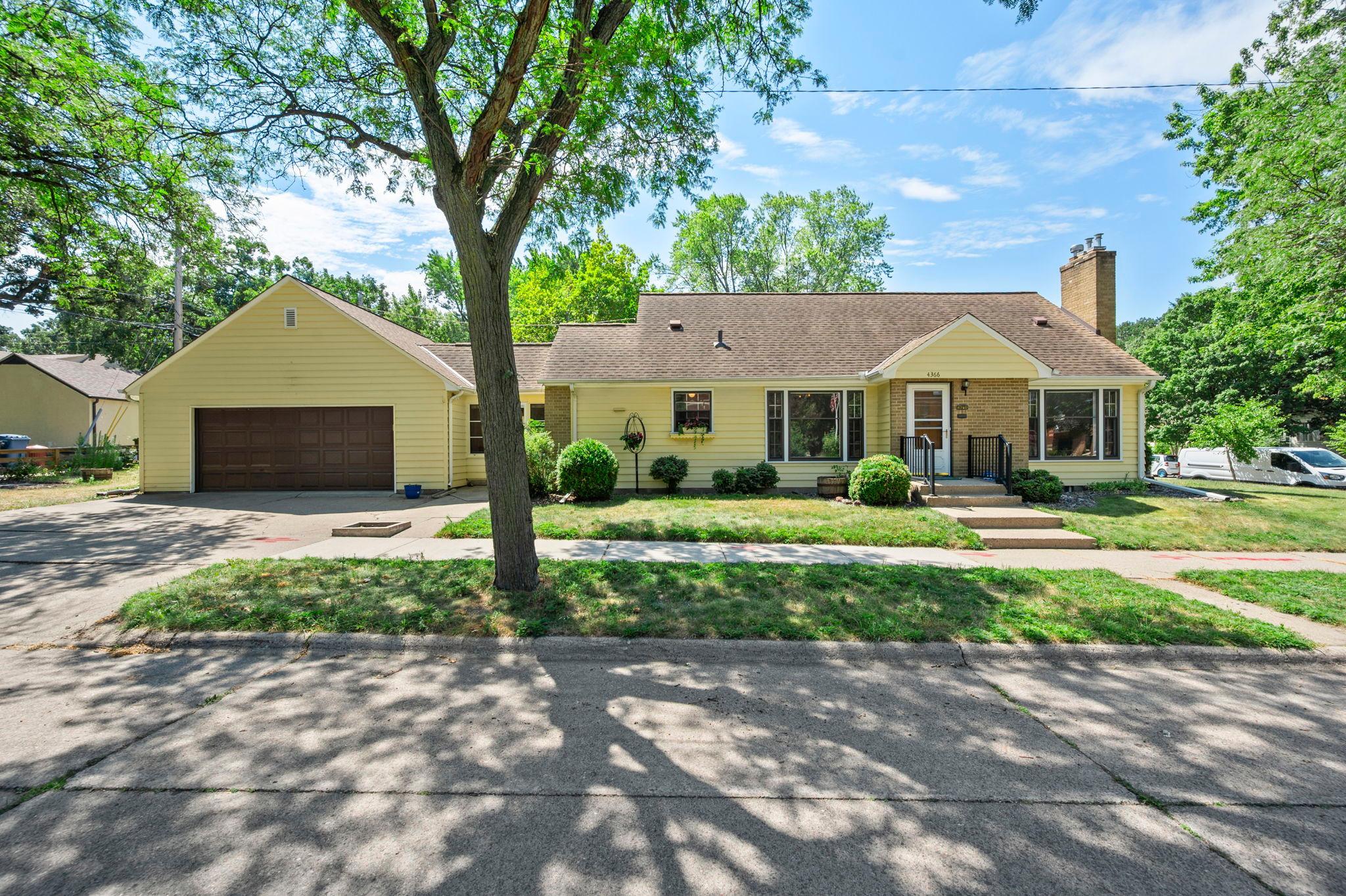 View of Residential at 4366 Thomas Avenue, Minneapolis MN 55412, Minneapolis (2 of 88) - Mike Wilen | Minnesota Team Real Estate