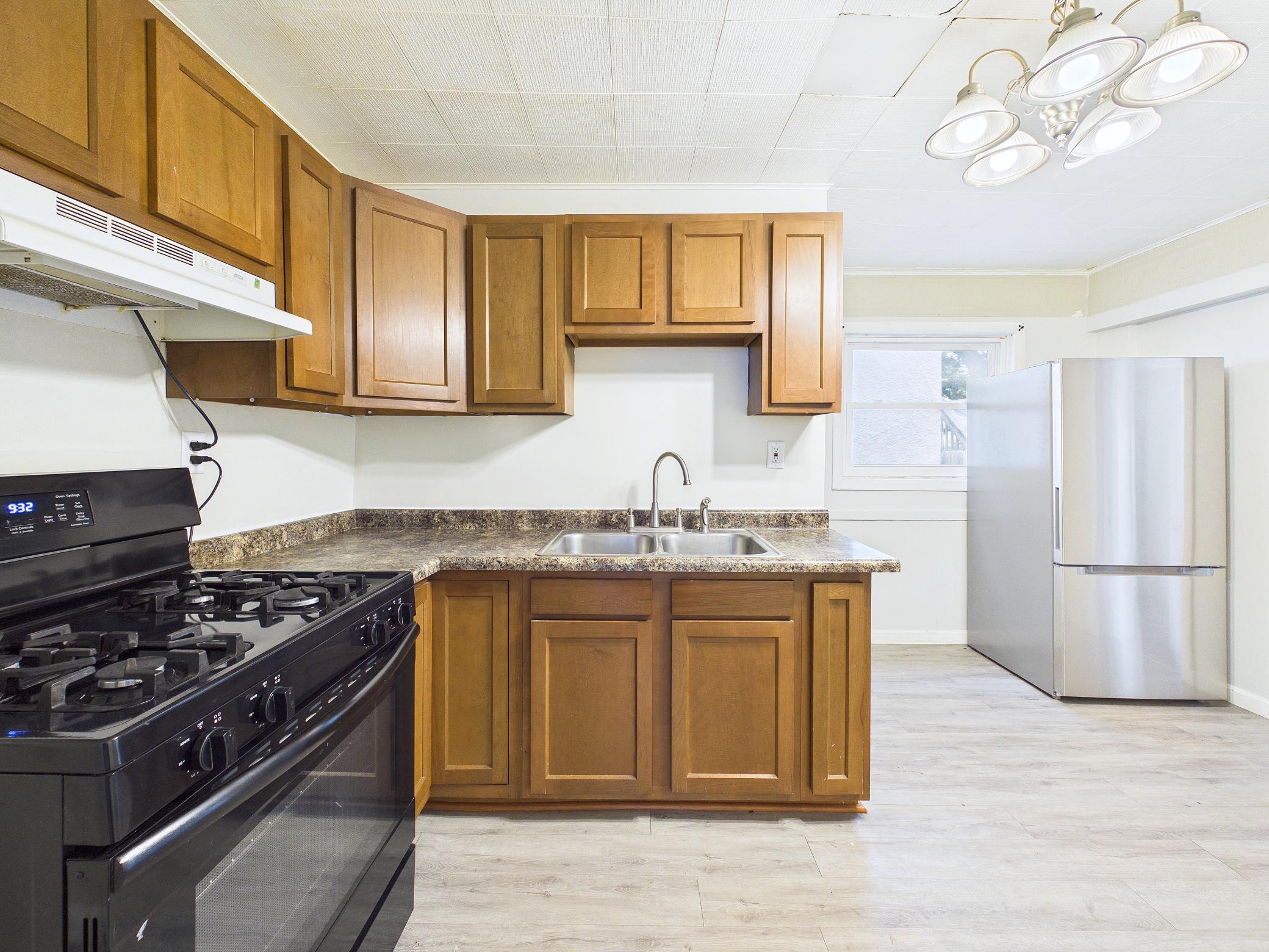 View of Residential Income at 2633 Taylor Street, Minneapolis MN 55418, Minneapolis (37 of 42) - Mike Wilen | Minnesota Team Real Estate
