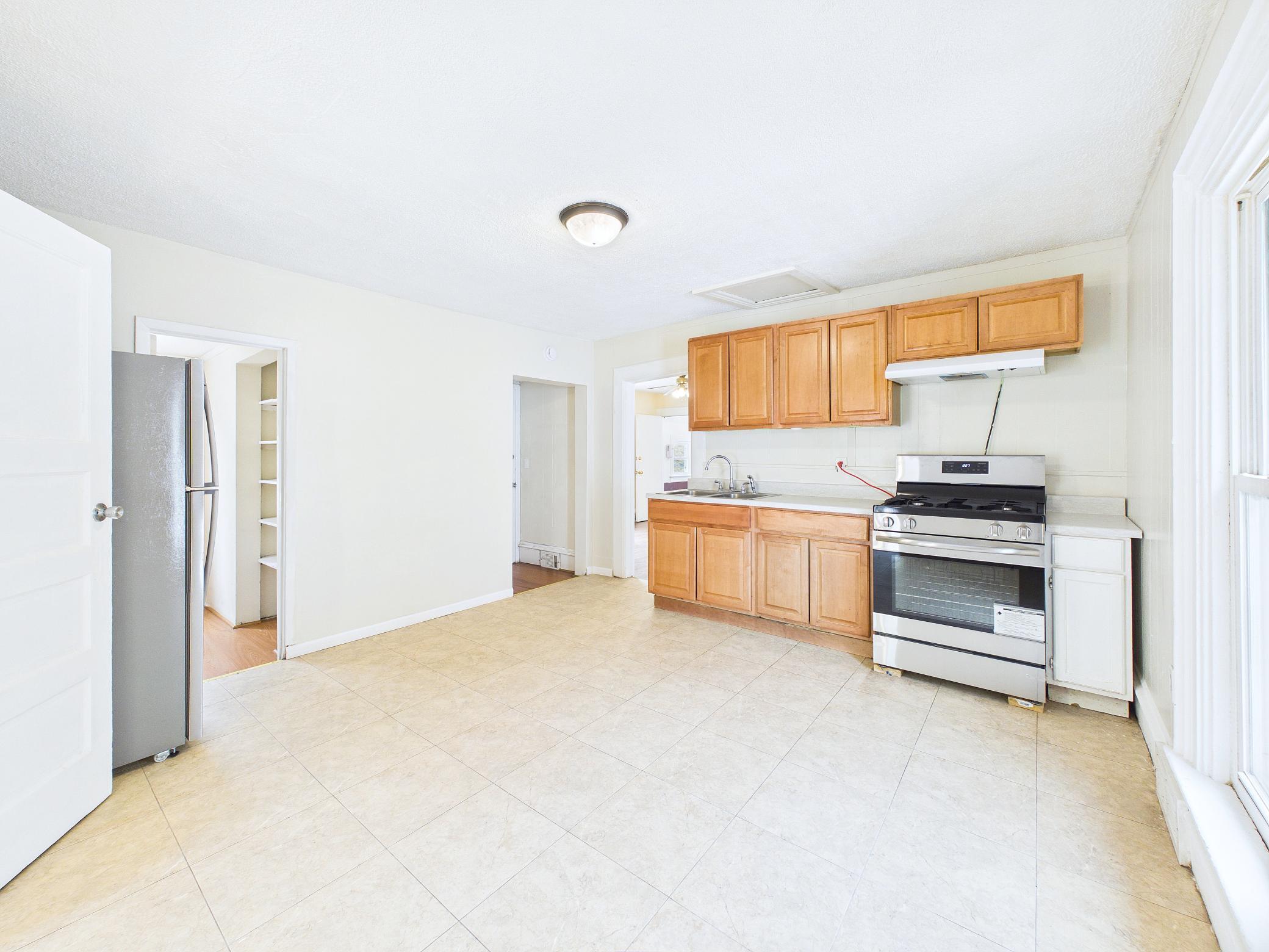 View of Residential Income at 2633 Taylor Street, Minneapolis MN 55418, Minneapolis (34 of 42) - Mike Wilen | Minnesota Team Real Estate
