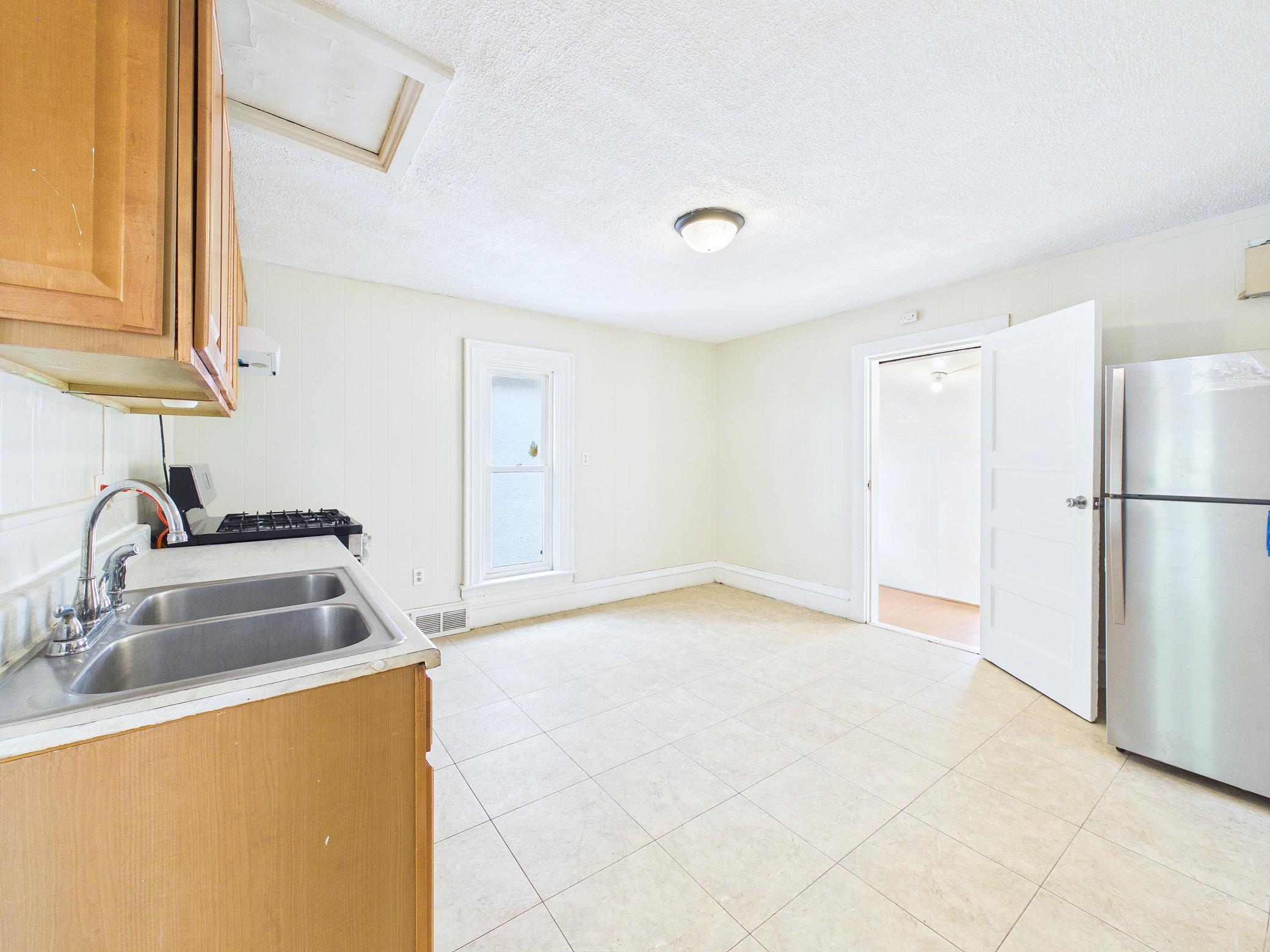 View of Residential Income at 2633 Taylor Street, Minneapolis MN 55418, Minneapolis (32 of 42) - Mike Wilen | Minnesota Team Real Estate