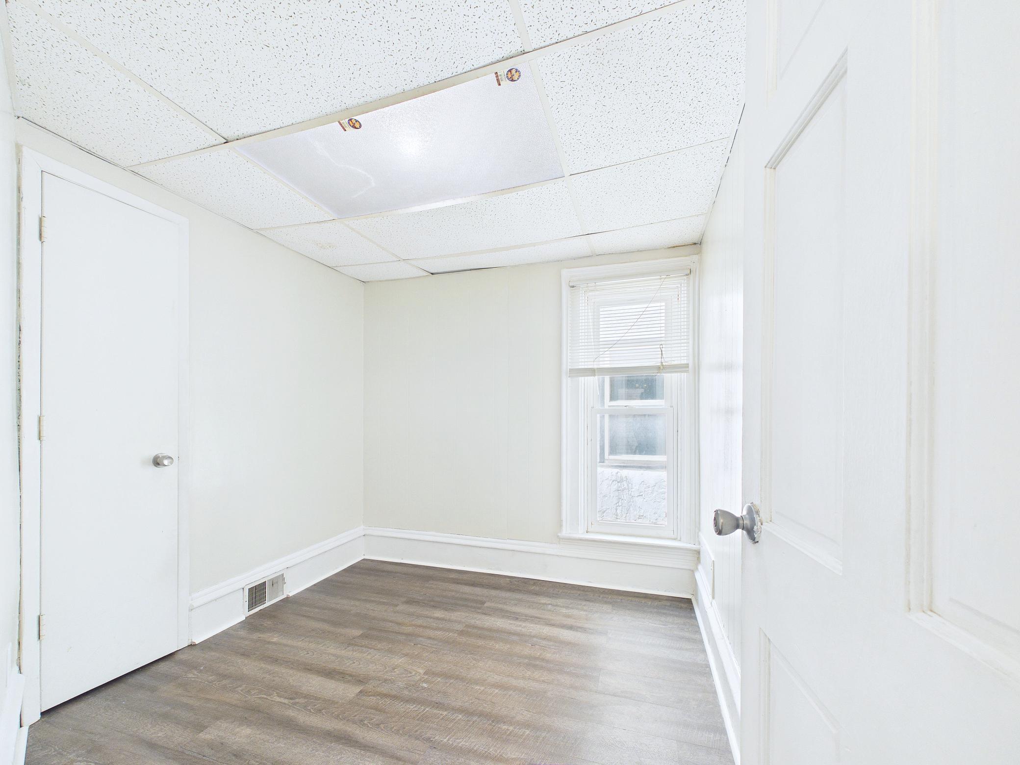 View of Residential Income at 2633 Taylor Street, Minneapolis MN 55418, Minneapolis (22 of 42) - Mike Wilen | Minnesota Team Real Estate