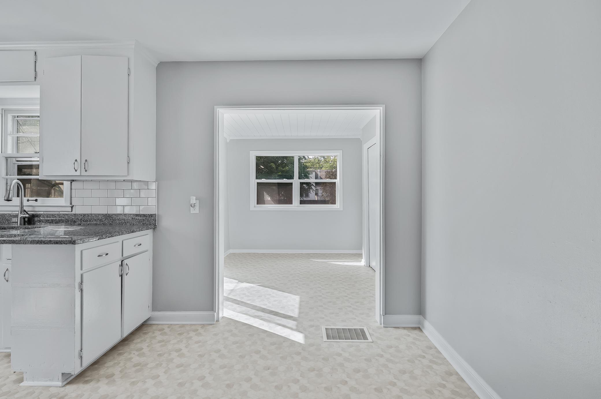 View of Residential at 6107 Bryant Avenue, Brooklyn Center MN 55430, Brooklyn Center (7 of 31) - Mike Wilen | Minnesota Team Real Estate