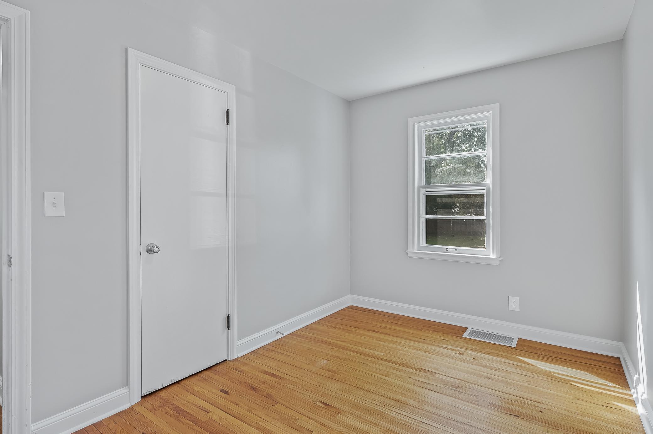 View of Residential at 6107 Bryant Avenue, Brooklyn Center MN 55430, Brooklyn Center (14 of 31) - Mike Wilen | Minnesota Team Real Estate