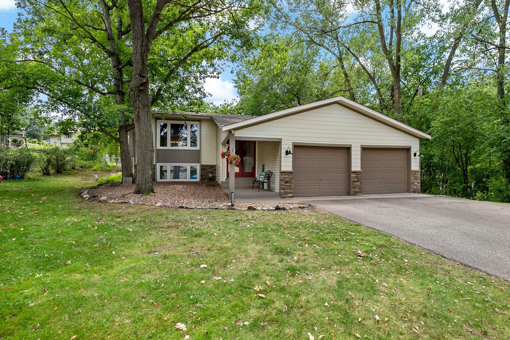 View of Residential at 17336 Jersey Way, Lakeville MN 55044, Lakeville - Mike Wilen | Minnesota Team Real Estate