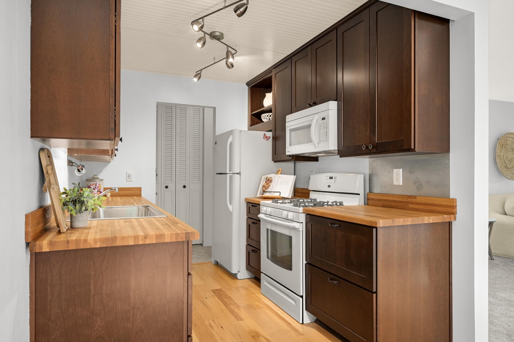 View of Residential at 9400 Old Cedar Avenue #102, Bloomington MN 55425, Bloomington (7 of 28) - Mike Wilen | Minnesota Team Real Estate