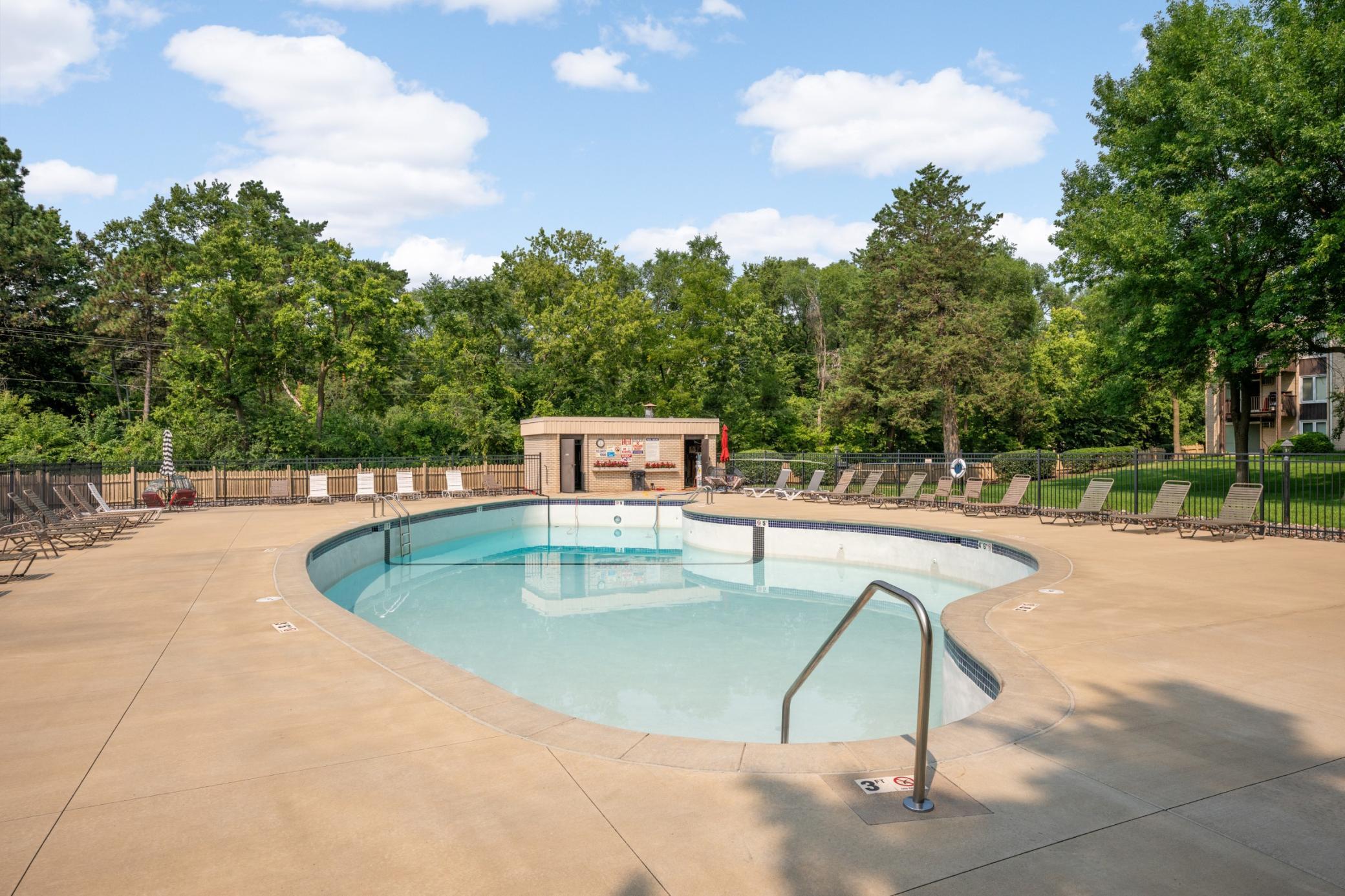 View of Residential at 9400 Old Cedar Avenue #102, Bloomington MN 55425, Bloomington (27 of 28) - Mike Wilen | Minnesota Team Real Estate