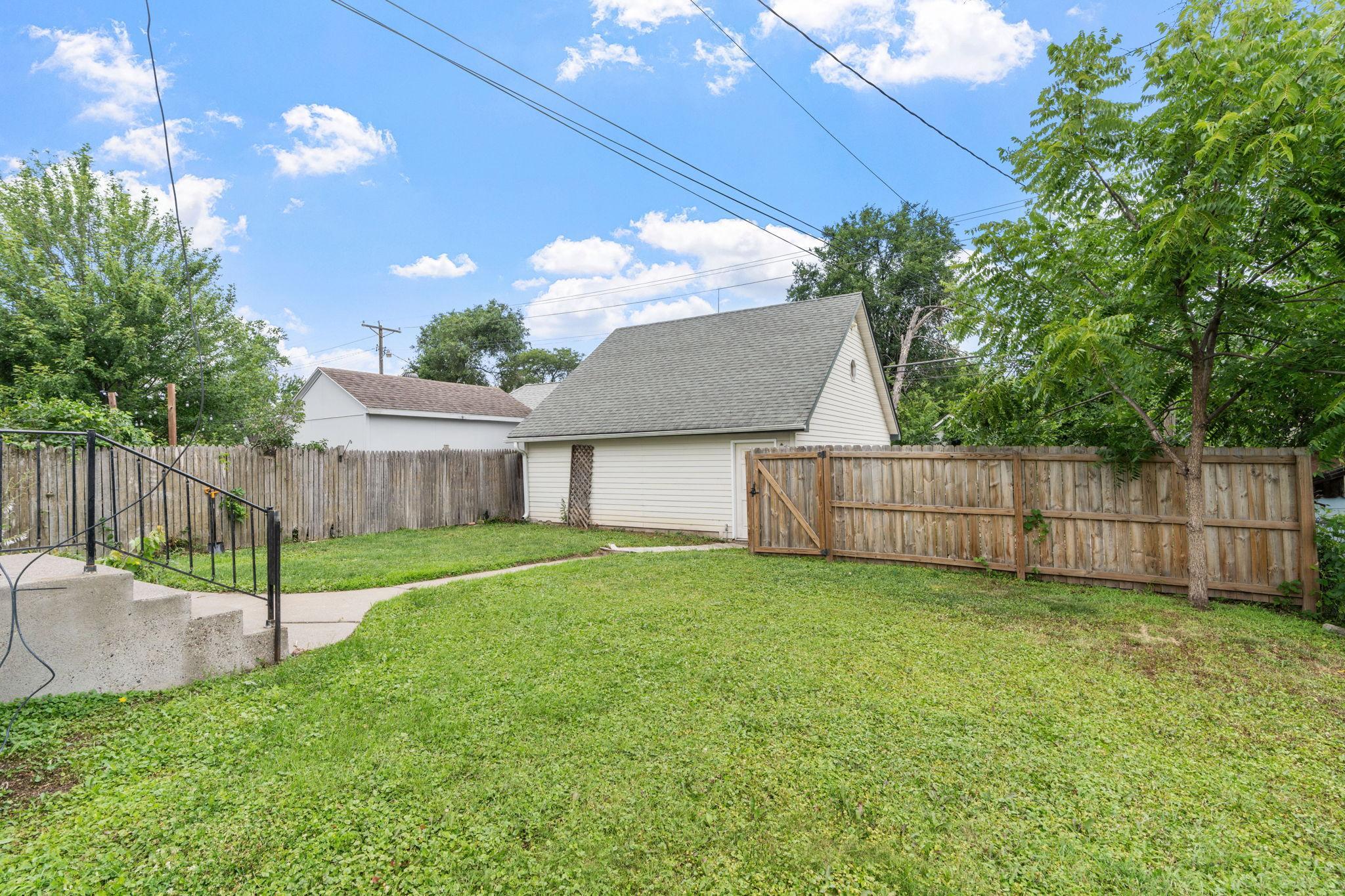 View of Residential Income at 1149 Minnehaha Avenue, Saint Paul MN 55106, Saint Paul (4 of 56) - Mike Wilen | Minnesota Team Real Estate