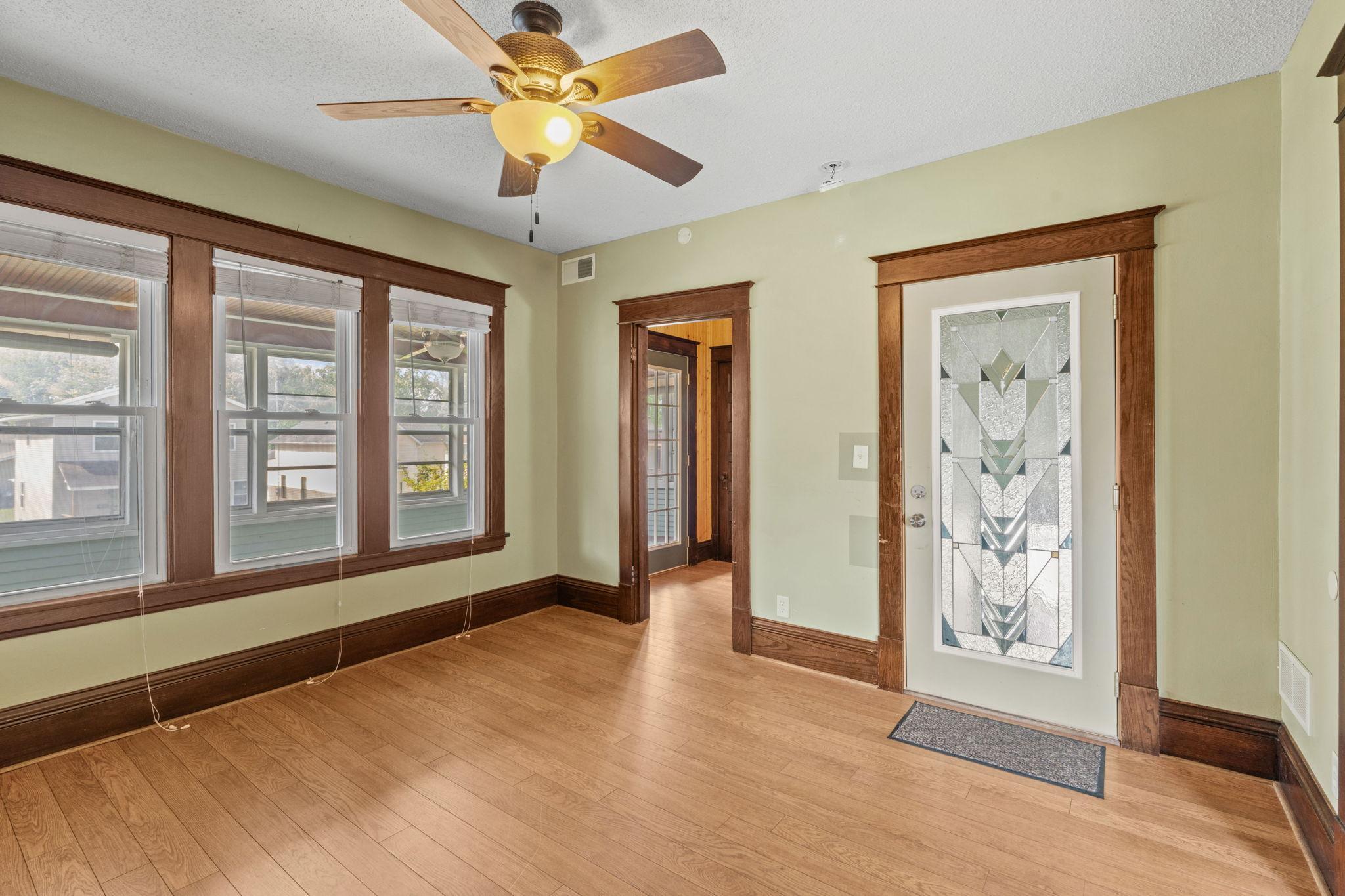 View of Residential Income at 1149 Minnehaha Avenue, Saint Paul MN 55106, Saint Paul (5 of 56) - Mike Wilen | Minnesota Team Real Estate