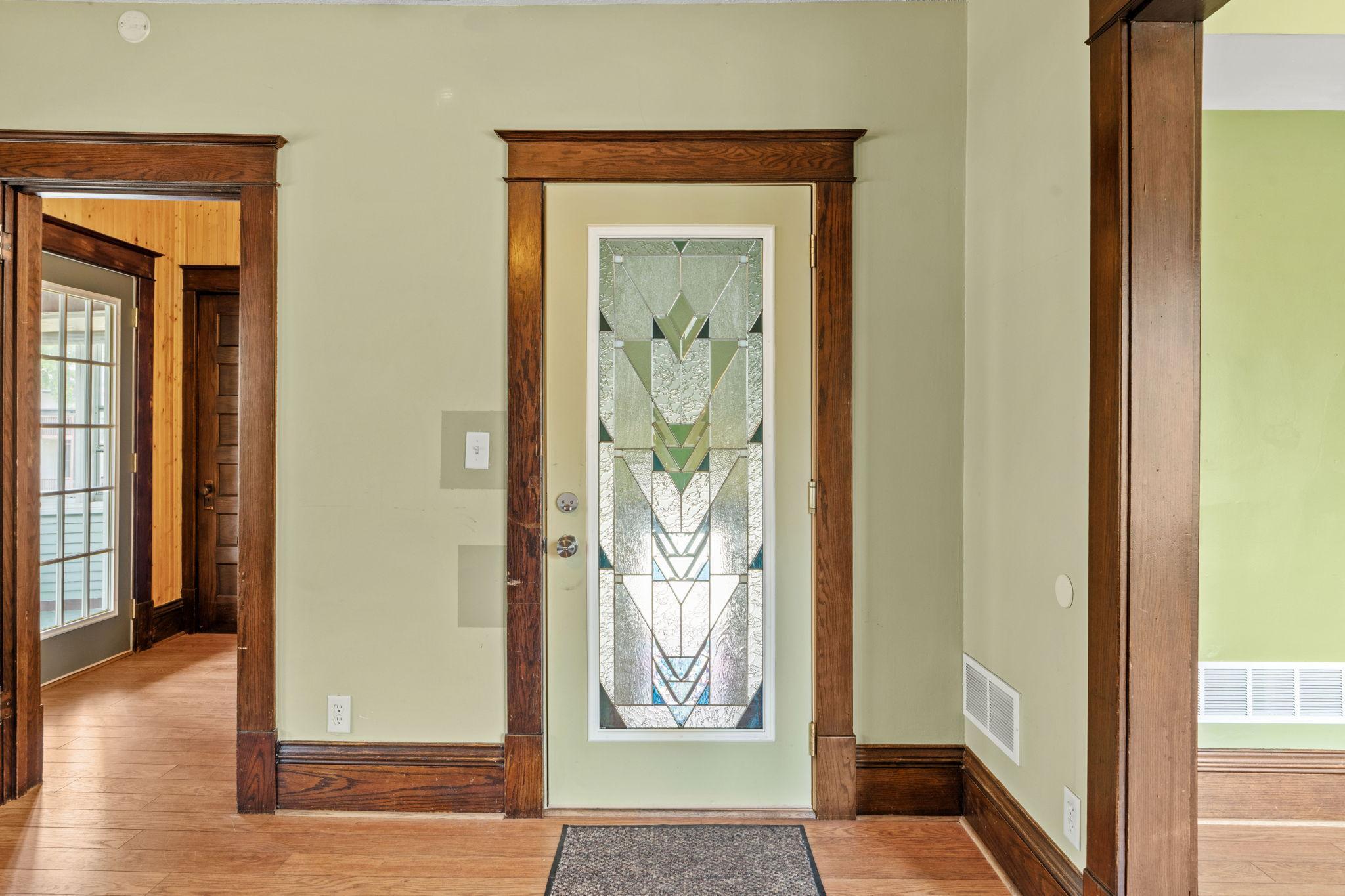 View of Residential Income at 1149 Minnehaha Avenue, Saint Paul MN 55106, Saint Paul (6 of 56) - Mike Wilen | Minnesota Team Real Estate