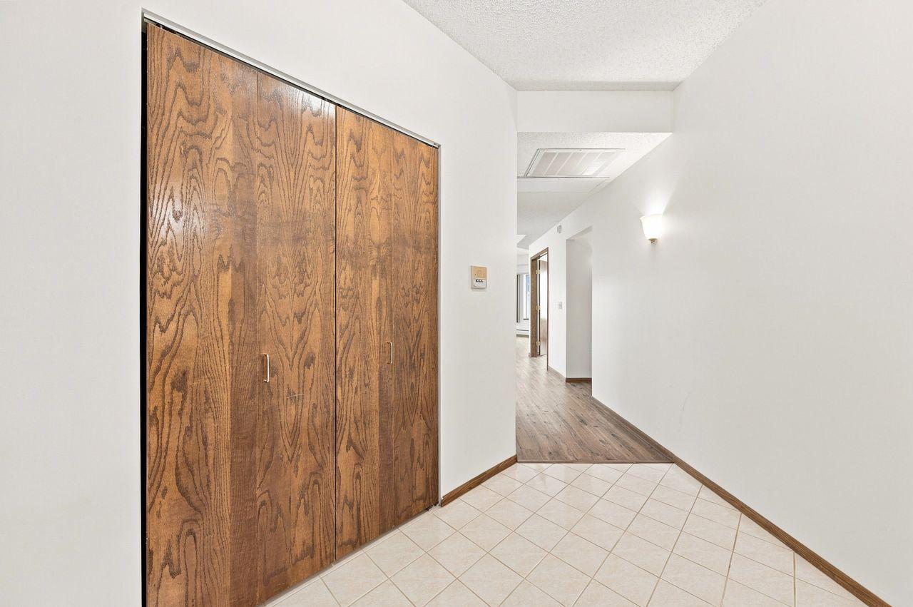 View of Residential at 7440 Edinborough Way #4116, Edina MN 55435, Edina (23 of 52) - Mike Wilen | Minnesota Team Real Estate