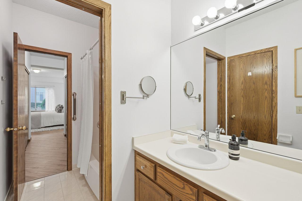 View of Residential at 7440 Edinborough Way #4116, Edina MN 55435, Edina (21 of 62) - Mike Wilen | Minnesota Team Real Estate