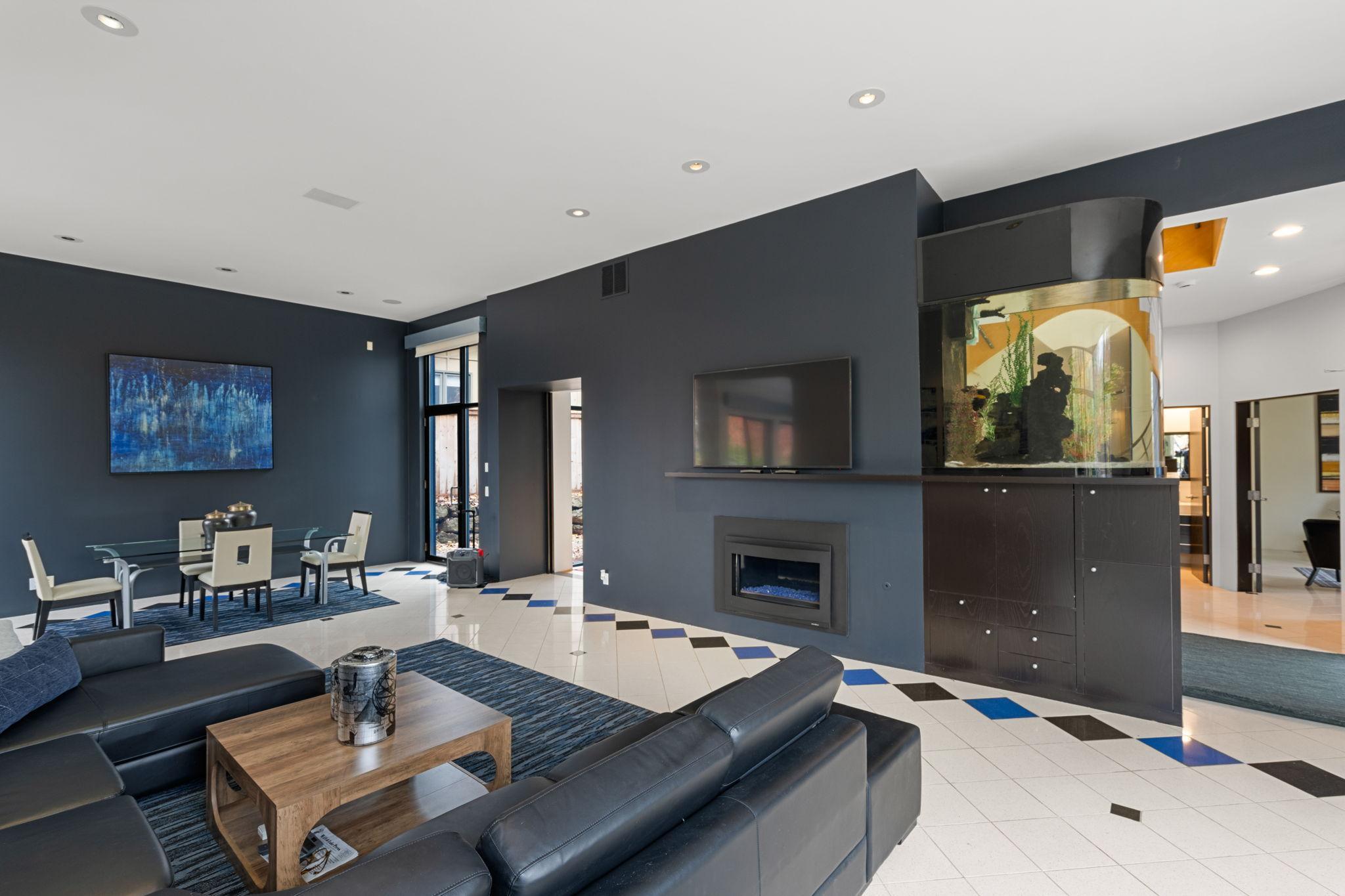 View of Residential at 1128 Kenwood Parkway, Minneapolis MN 55403, Minneapolis (9 of 91) - Mike Wilen | Minnesota Team Real Estate