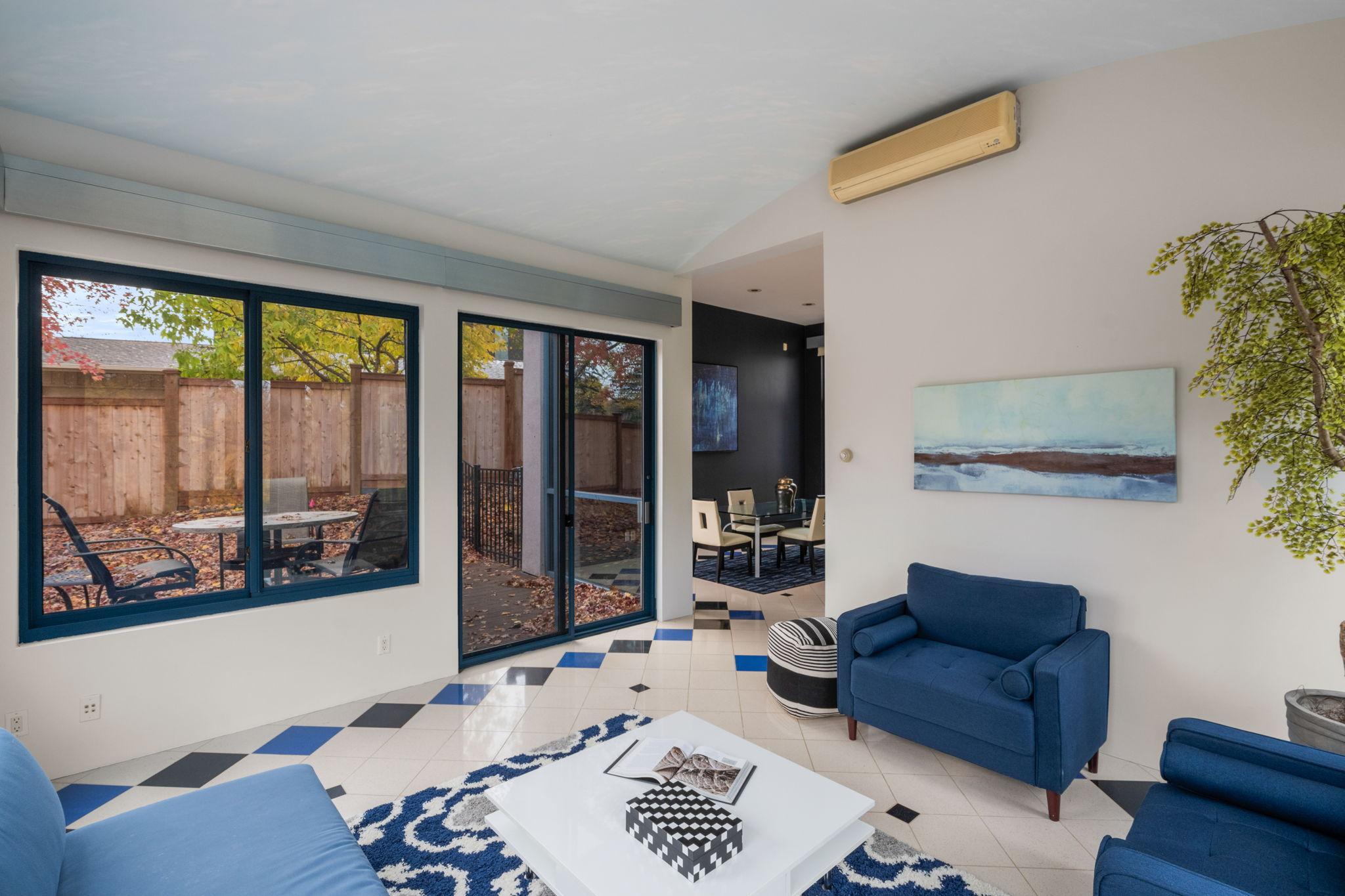 View of Residential at 1128 Kenwood Parkway, Minneapolis MN 55403, Minneapolis (17 of 91) - Mike Wilen | Minnesota Team Real Estate