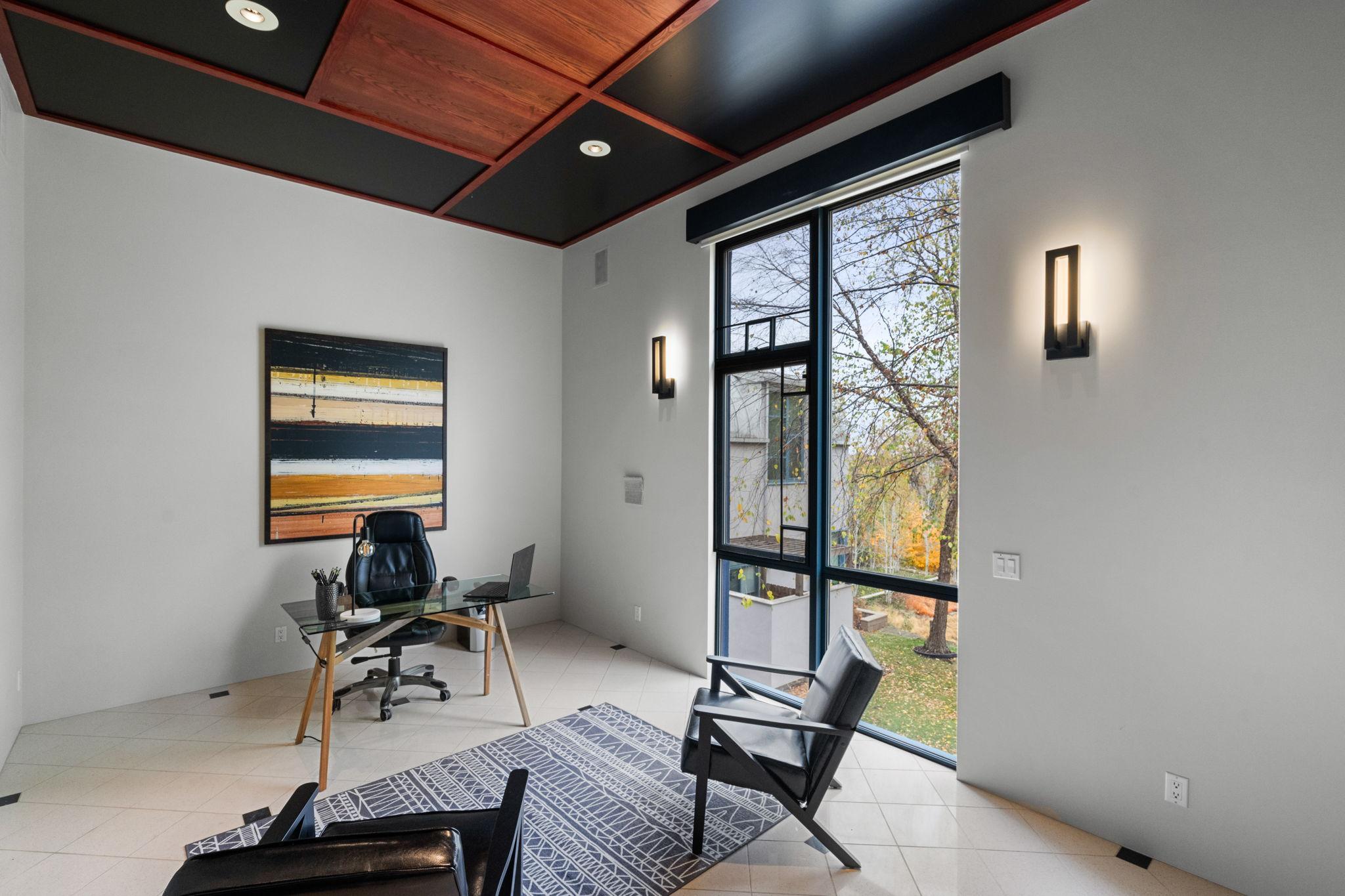 View of Residential at 1128 Kenwood Parkway, Minneapolis MN 55403, Minneapolis (33 of 91) - Mike Wilen | Minnesota Team Real Estate