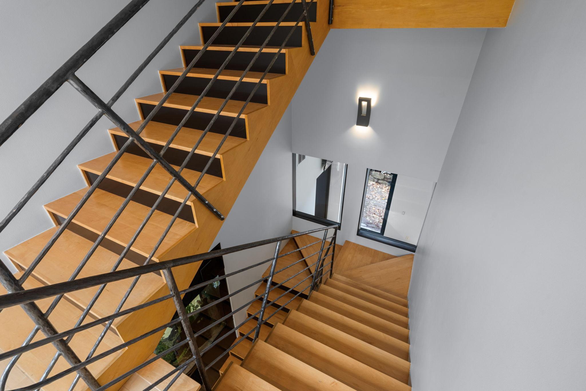 View of Residential at 1128 Kenwood Parkway, Minneapolis MN 55403, Minneapolis (35 of 91) - Mike Wilen | Minnesota Team Real Estate