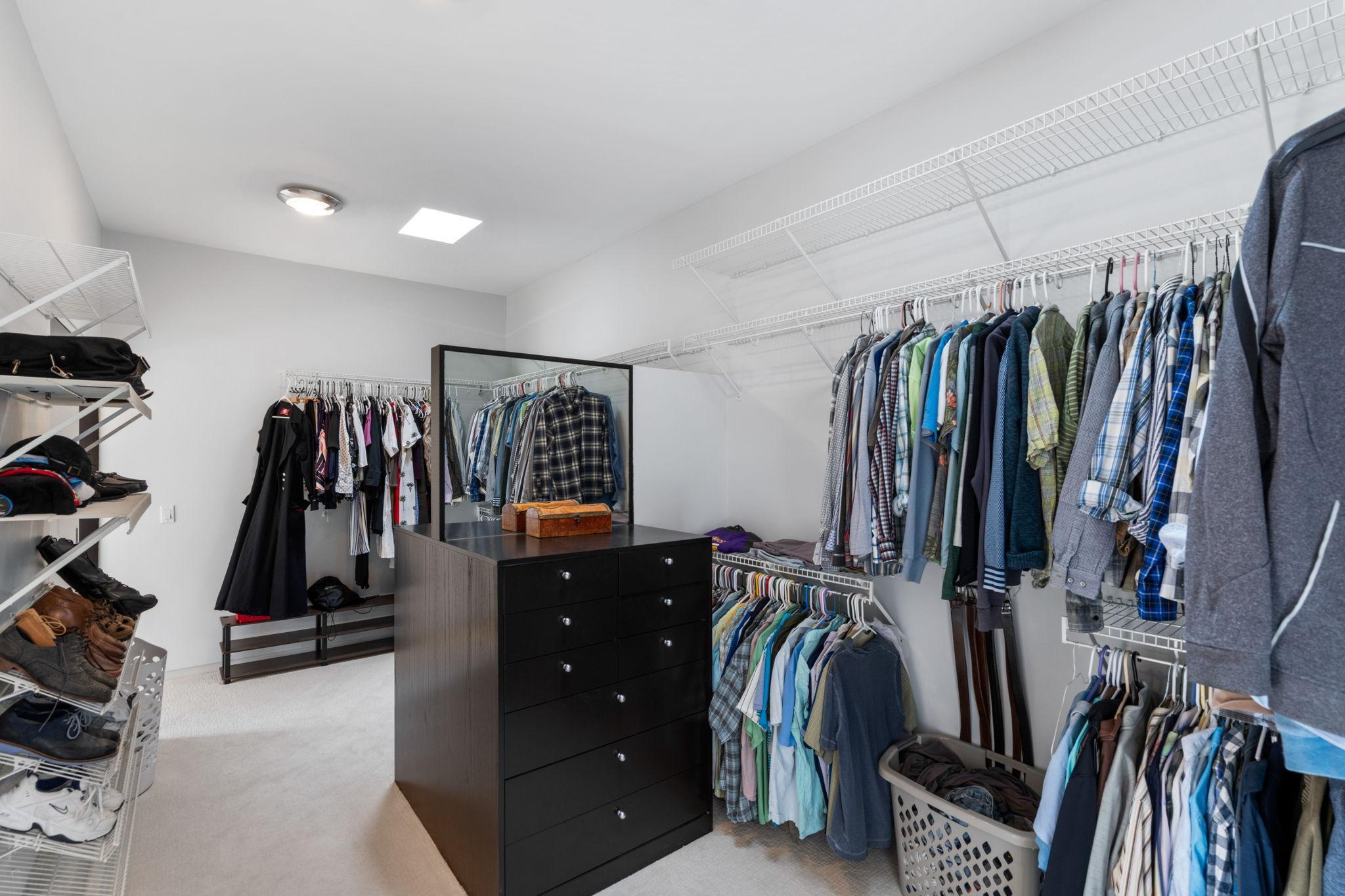 View of Residential at 1128 Kenwood Parkway, Minneapolis MN 55403, Minneapolis (44 of 91) - Mike Wilen | Minnesota Team Real Estate