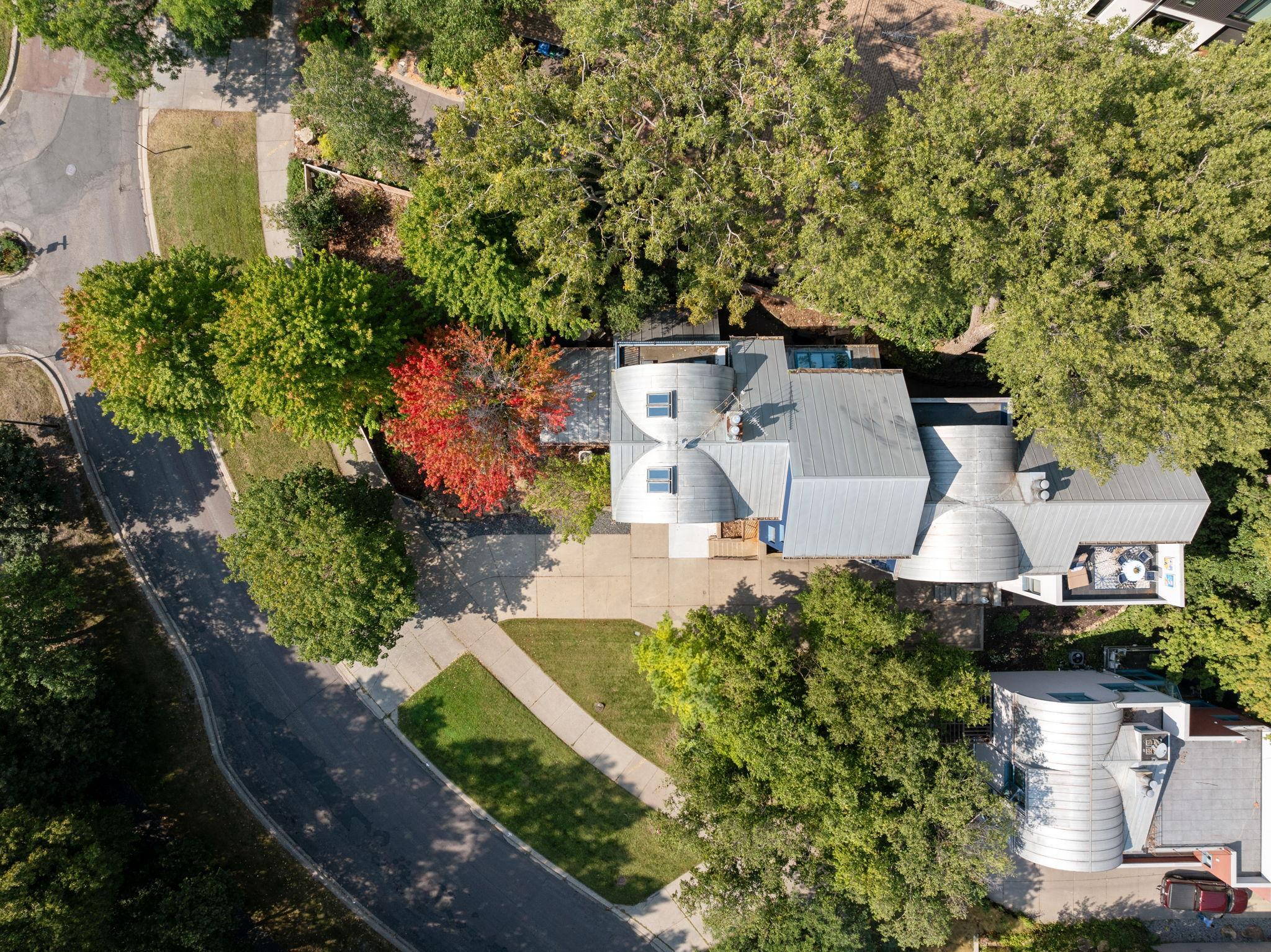 View of Residential at 1128 Kenwood Parkway, Minneapolis MN 55403, Minneapolis (86 of 91) - Mike Wilen | Minnesota Team Real Estate