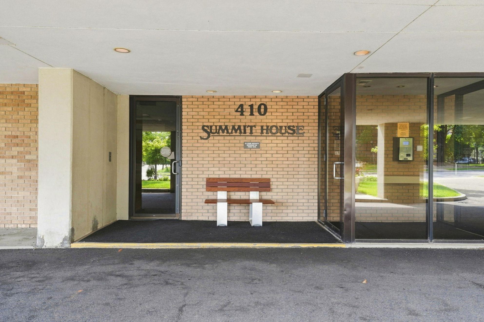 View of Residential at 410 Groveland Avenue #2003, Minneapolis MN 55403, Minneapolis (2 of 26) - Mike Wilen | Minnesota Team Real Estate