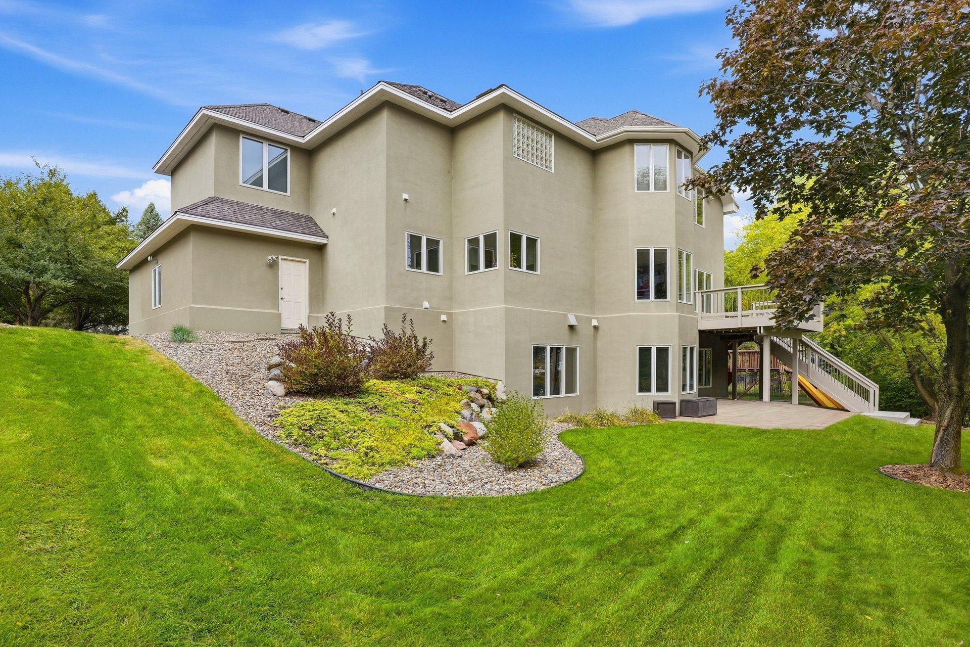 View of Residential at 856 Great Oaks Trail, Eagan MN 55123, Eagan (23 of 28) - Mike Wilen | Minnesota Team Real Estate