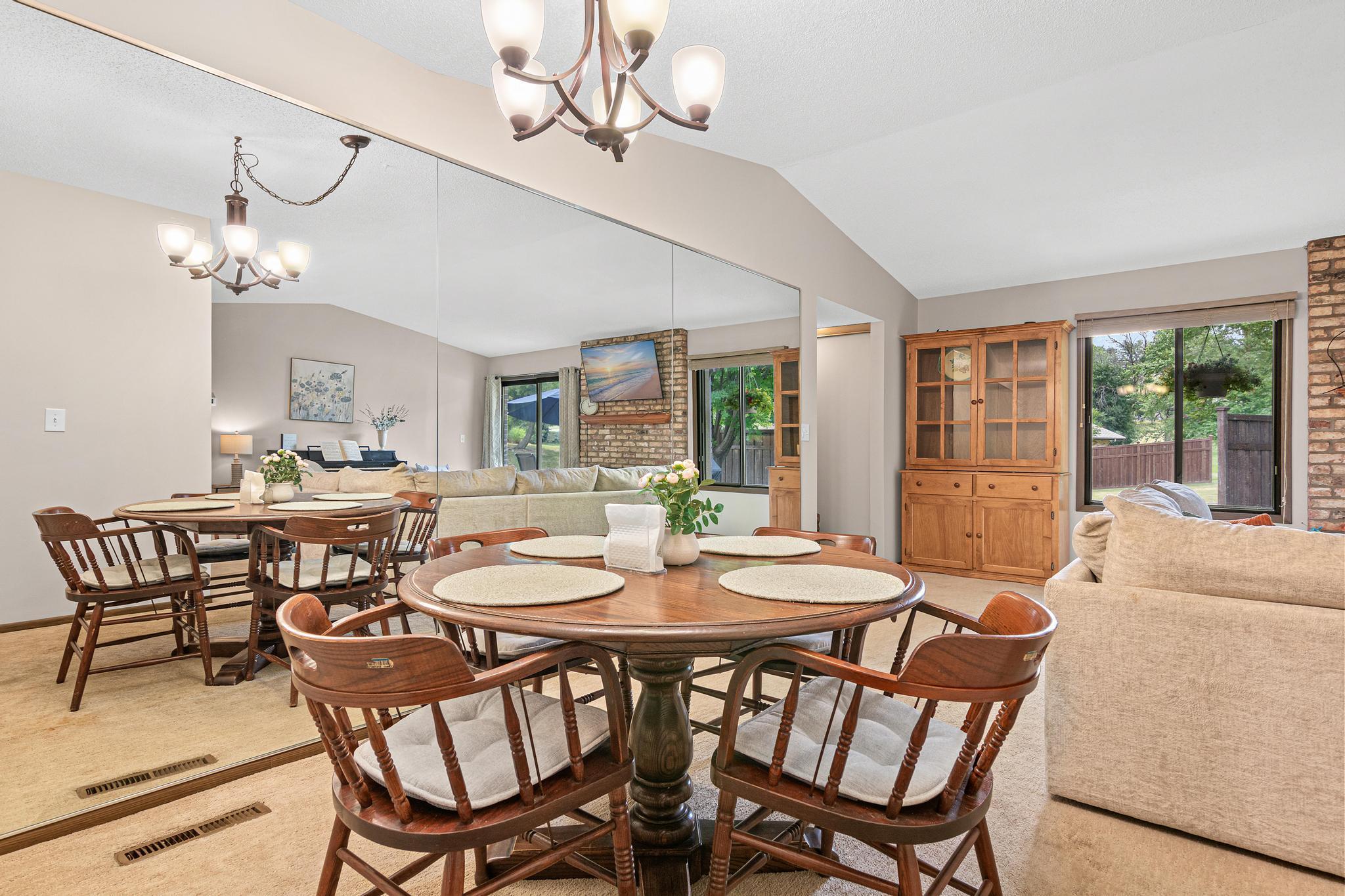 View of Residential at 13401 Pepperwood Circle, Minnetonka MN 55305, Minnetonka (7 of 27) - Mike Wilen | Minnesota Team Real Estate