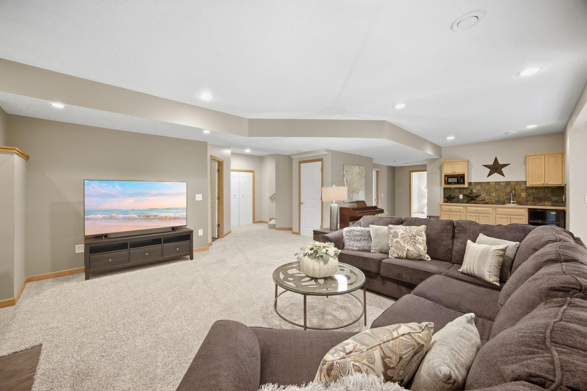 View of Residential at 700 Mcfaddens Trail, Eagan MN 55123, Eagan (44 of 72) - Mike Wilen | Minnesota Team Real Estate