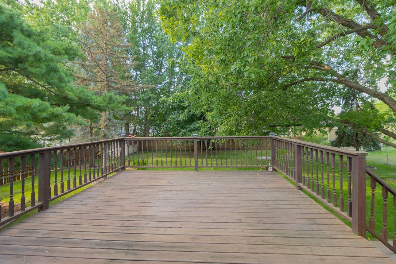 View of Residential at 1388 Amaryllis Lane, Eagan MN 55123, Eagan (17 of 20) - Mike Wilen | Minnesota Team Real Estate
