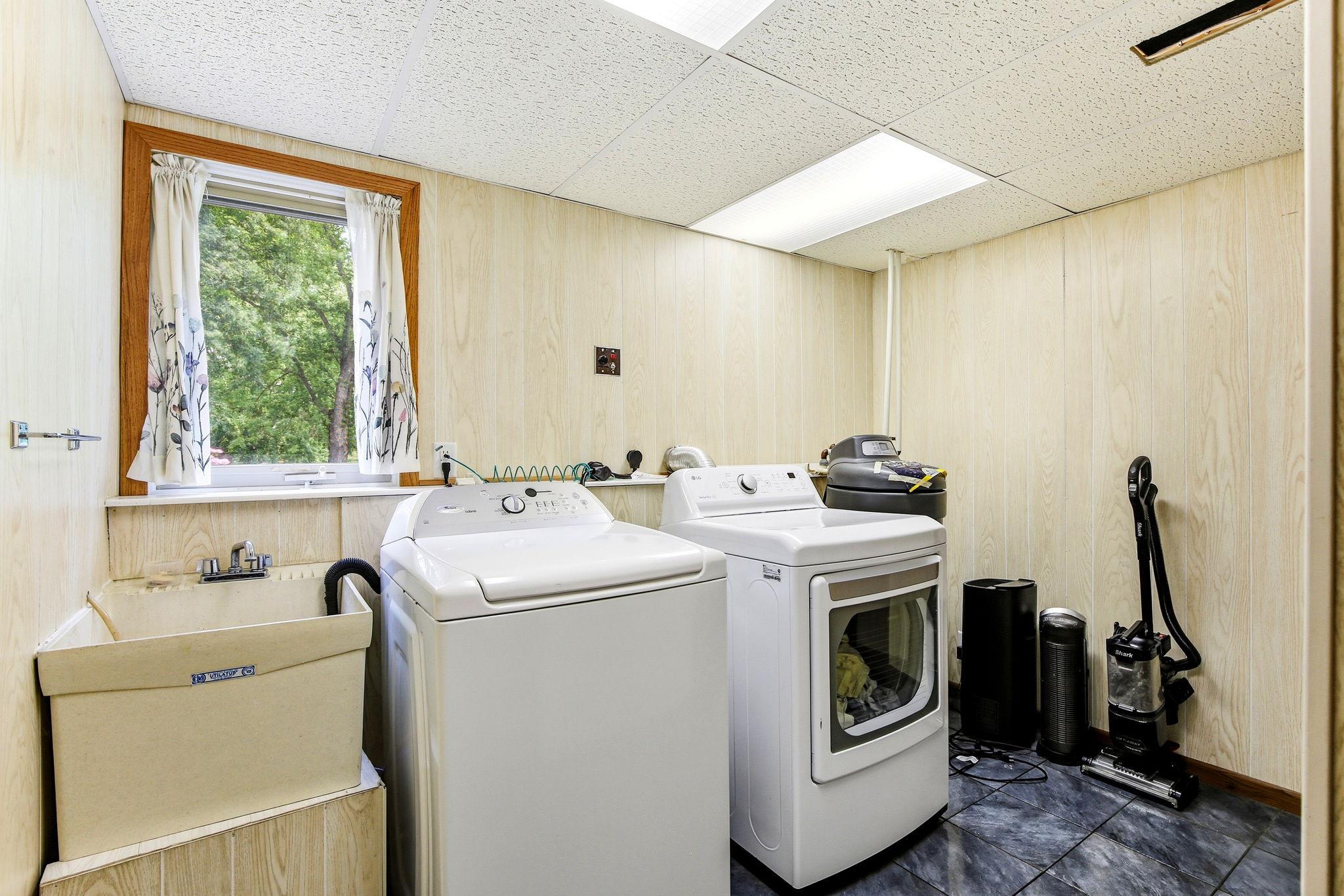 View of Residential at 22365 Circle Lane, Rogers MN 55374, Rogers (27 of 40) - Mike Wilen | Minnesota Team Real Estate
