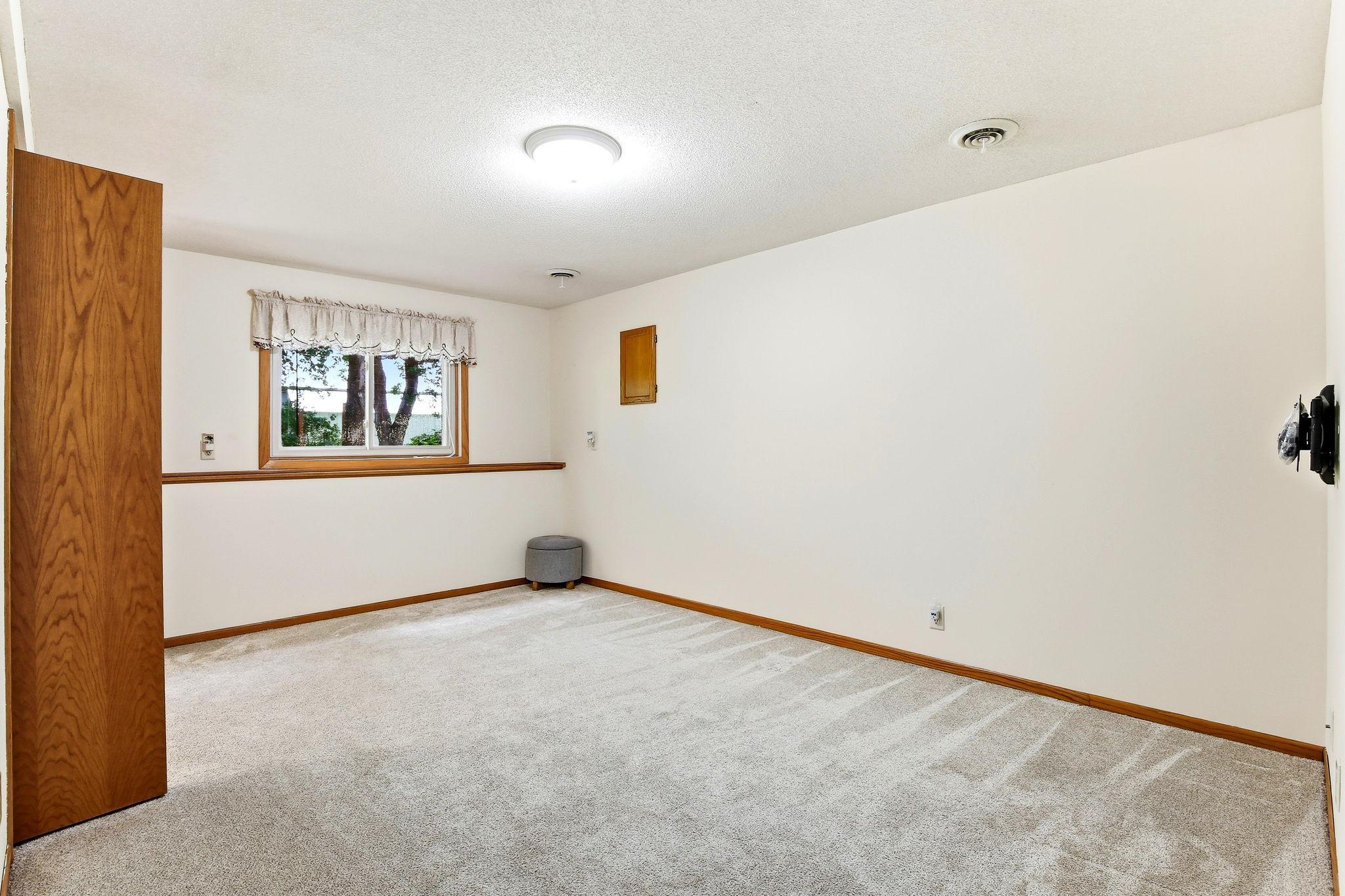 View of Residential at 22365 Circle Lane, Rogers MN 55374, Rogers (22 of 40) - Mike Wilen | Minnesota Team Real Estate