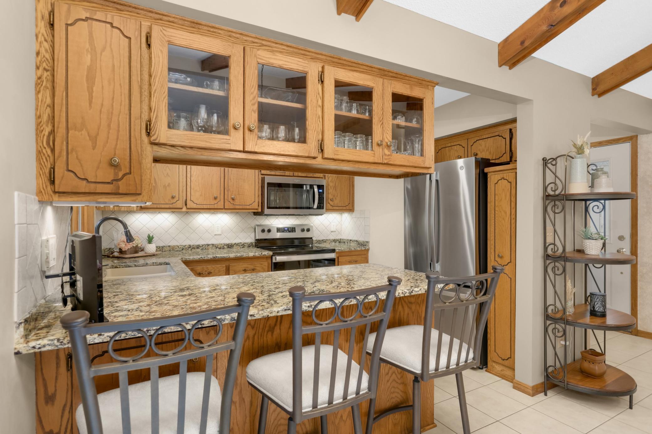 View of Residential at 654 Tanglewood Drive, Shoreview MN 55126, Shoreview (10 of 40) - Mike Wilen | Minnesota Team Real Estate