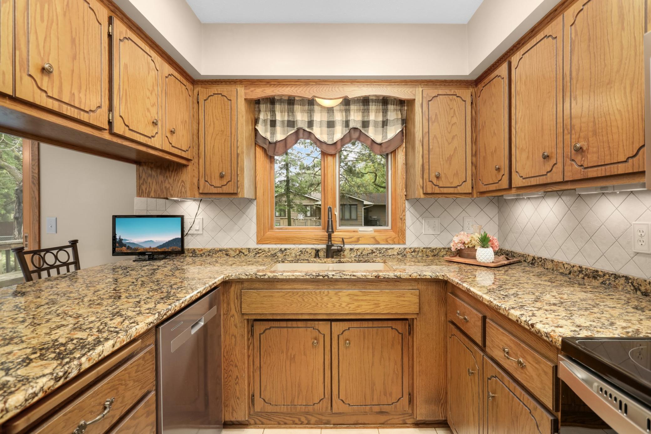 View of Residential at 654 Tanglewood Drive, Shoreview MN 55126, Shoreview (11 of 40) - Mike Wilen | Minnesota Team Real Estate