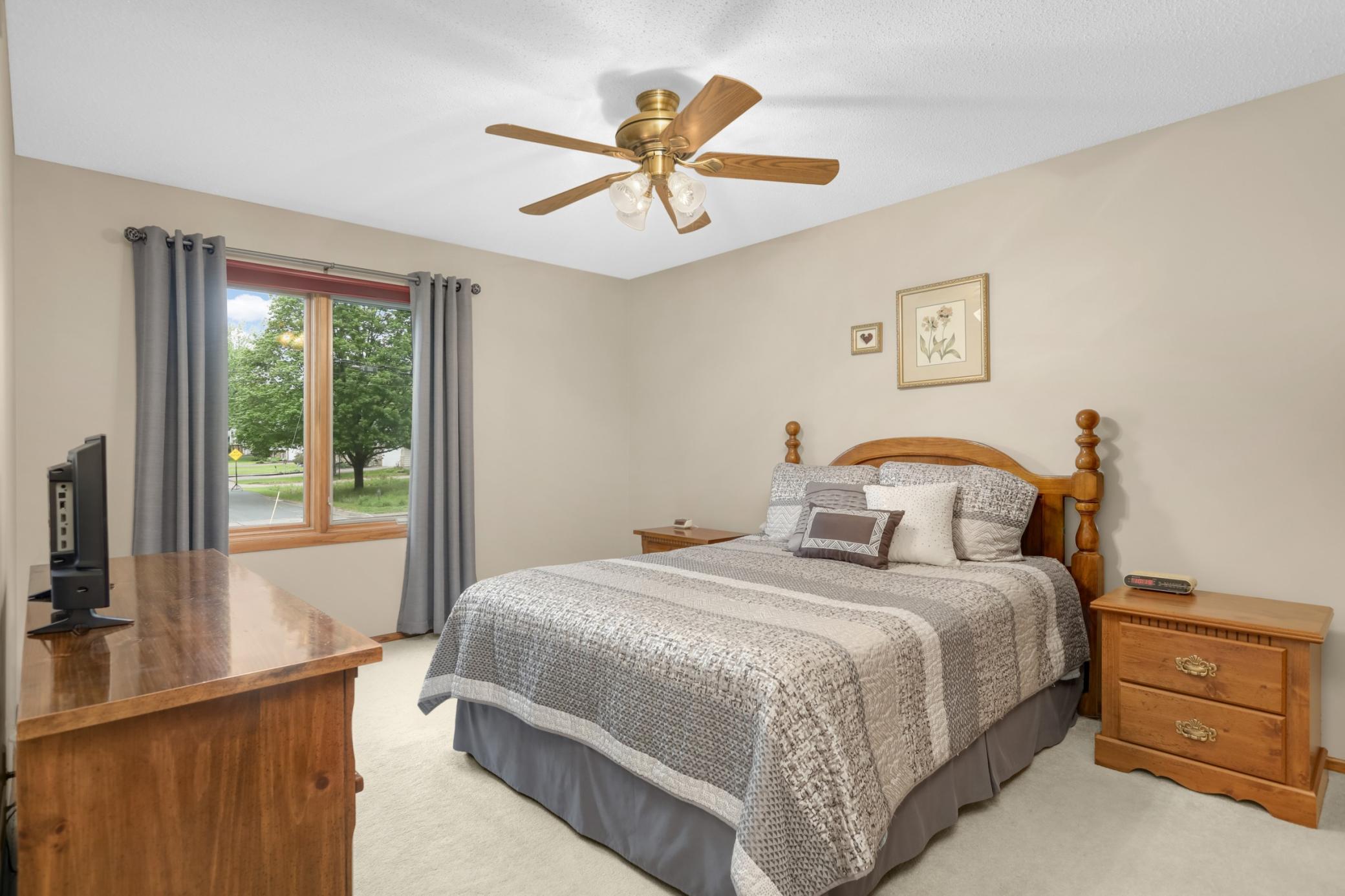 View of Residential at 654 Tanglewood Drive, Shoreview MN 55126, Shoreview (16 of 40) - Mike Wilen | Minnesota Team Real Estate