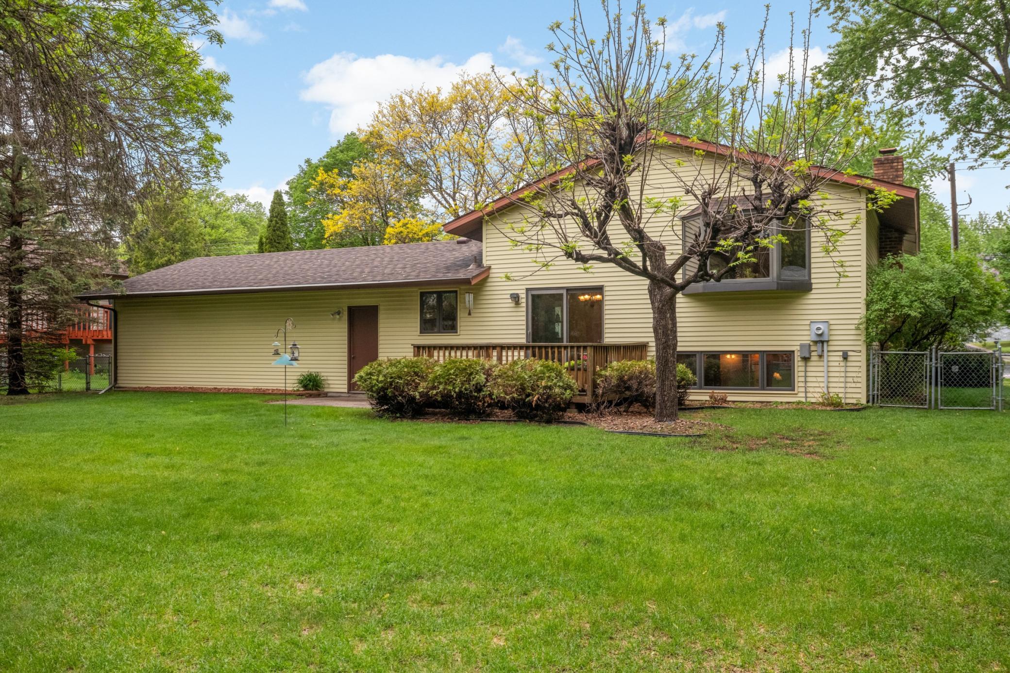 View of Residential at 654 Tanglewood Drive, Shoreview MN 55126, Shoreview (28 of 40) - Mike Wilen | Minnesota Team Real Estate