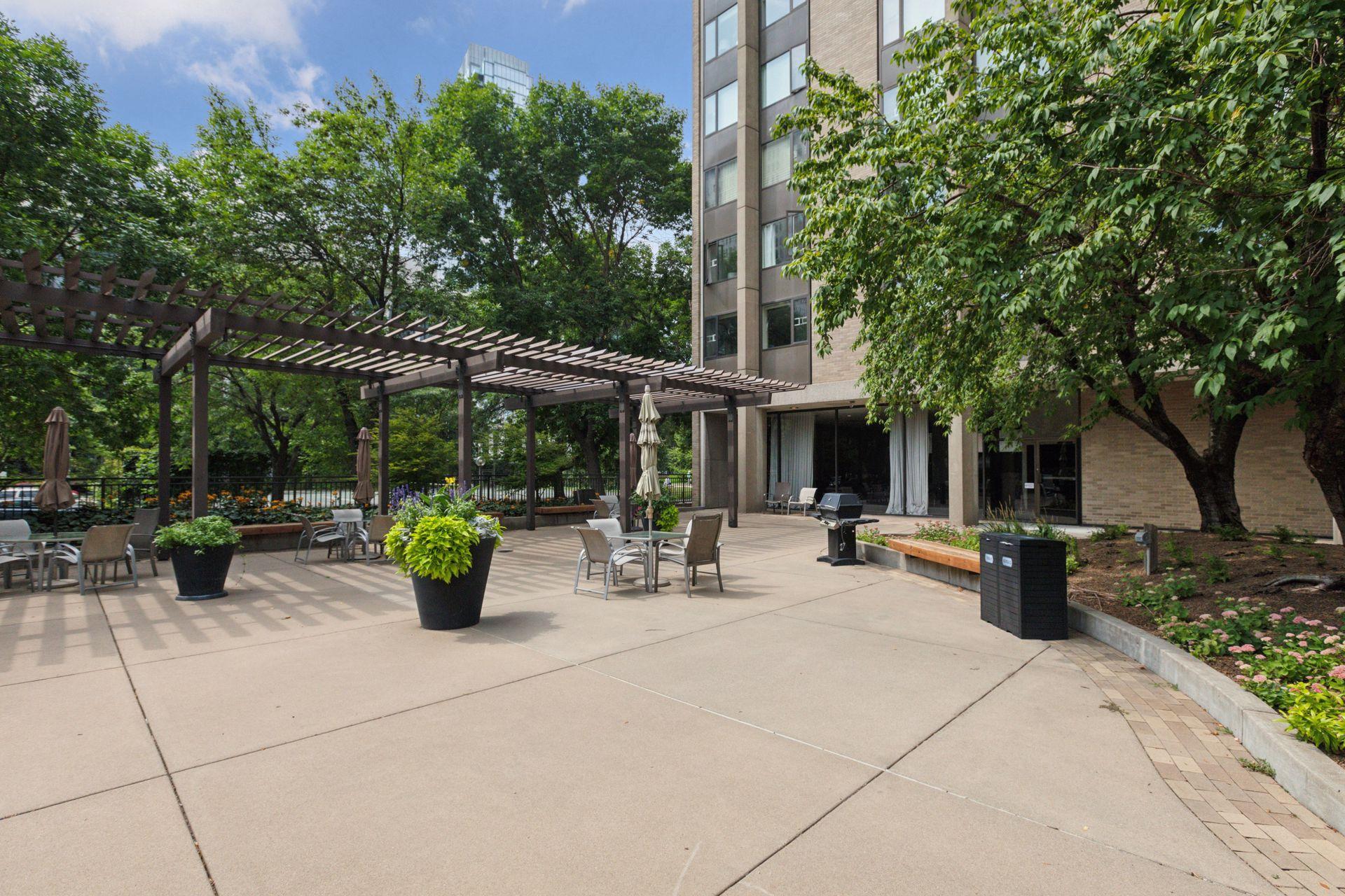 View of Residential at 19 1st Street #B202, Minneapolis MN 55401, Minneapolis (48 of 75) - Mike Wilen | Minnesota Team Real Estate