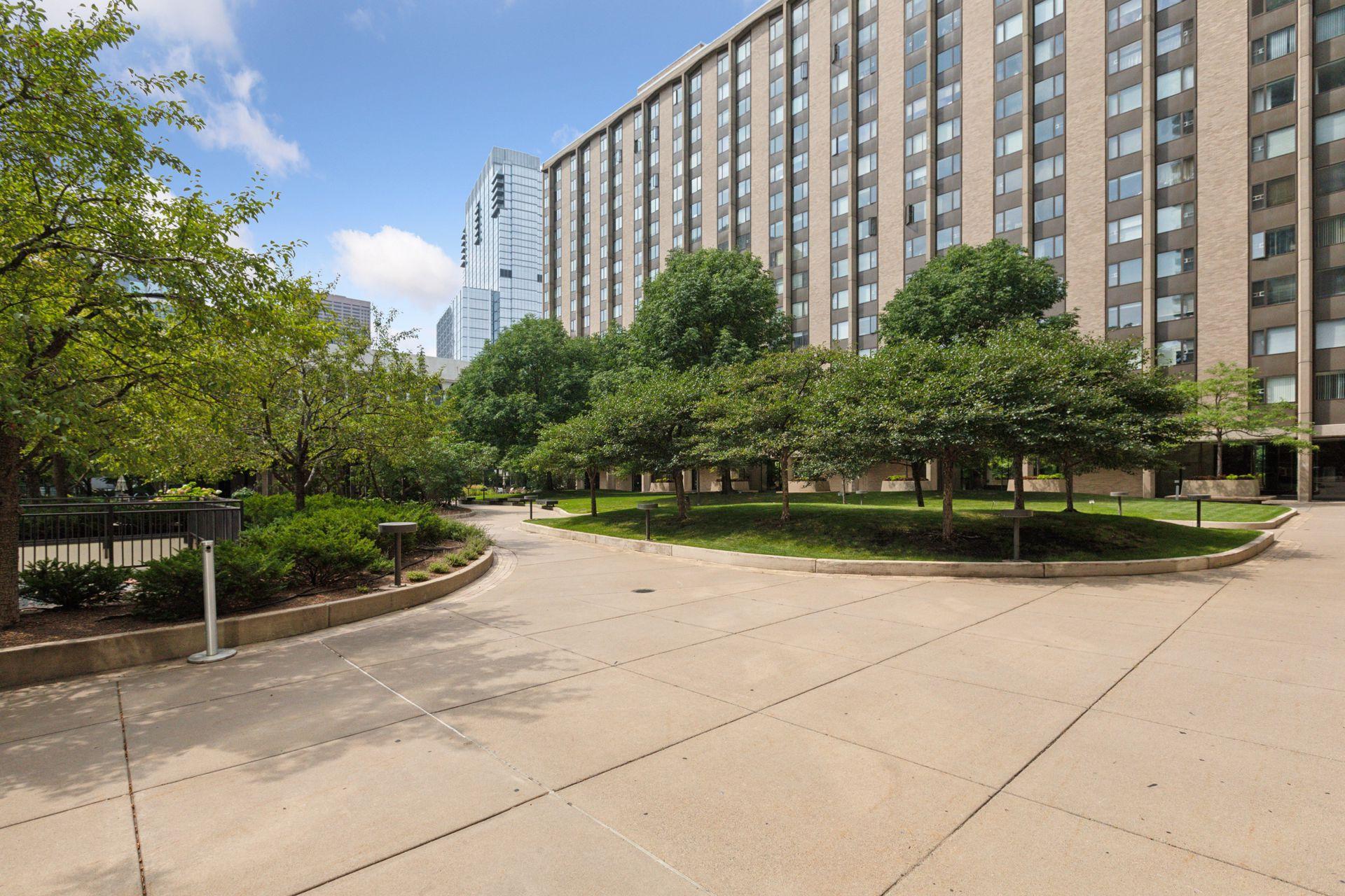 View of Residential at 19 1st Street #B202, Minneapolis MN 55401, Minneapolis (42 of 75) - Mike Wilen | Minnesota Team Real Estate