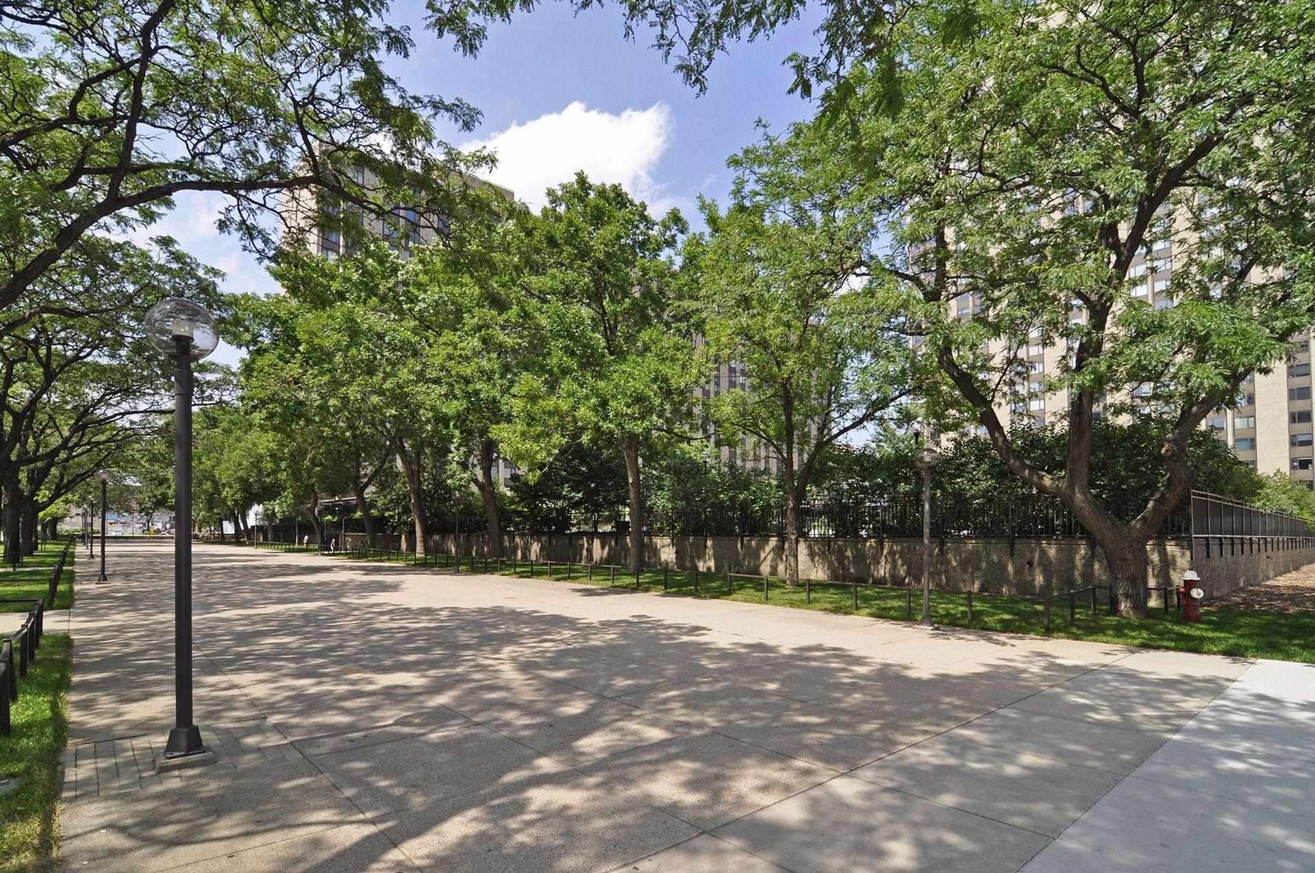 View of Residential at 19 1st Street #B202, Minneapolis MN 55401, Minneapolis (39 of 75) - Mike Wilen | Minnesota Team Real Estate