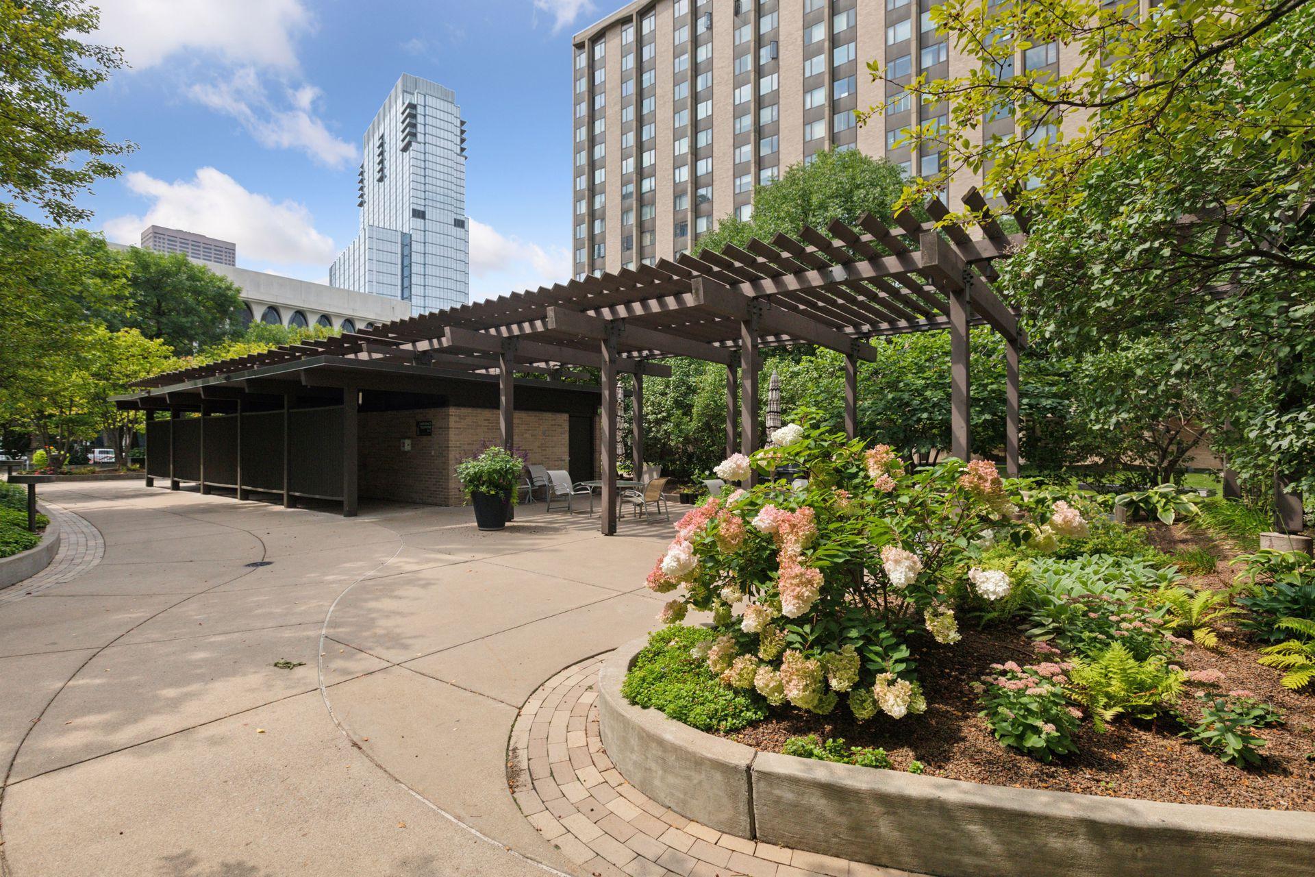 View of Residential at 19 1st Street #B202, Minneapolis MN 55401, Minneapolis (36 of 75) - Mike Wilen | Minnesota Team Real Estate