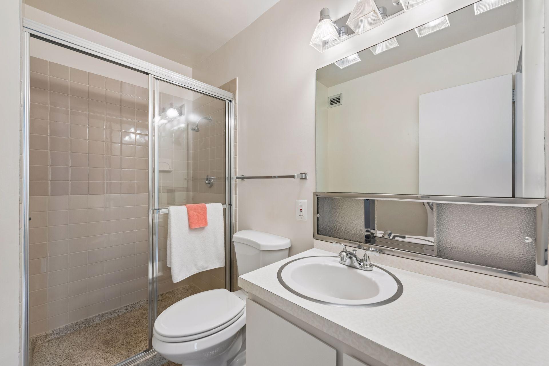 View of Residential at 19 1st Street #B202, Minneapolis MN 55401, Minneapolis (16 of 75) - Mike Wilen | Minnesota Team Real Estate